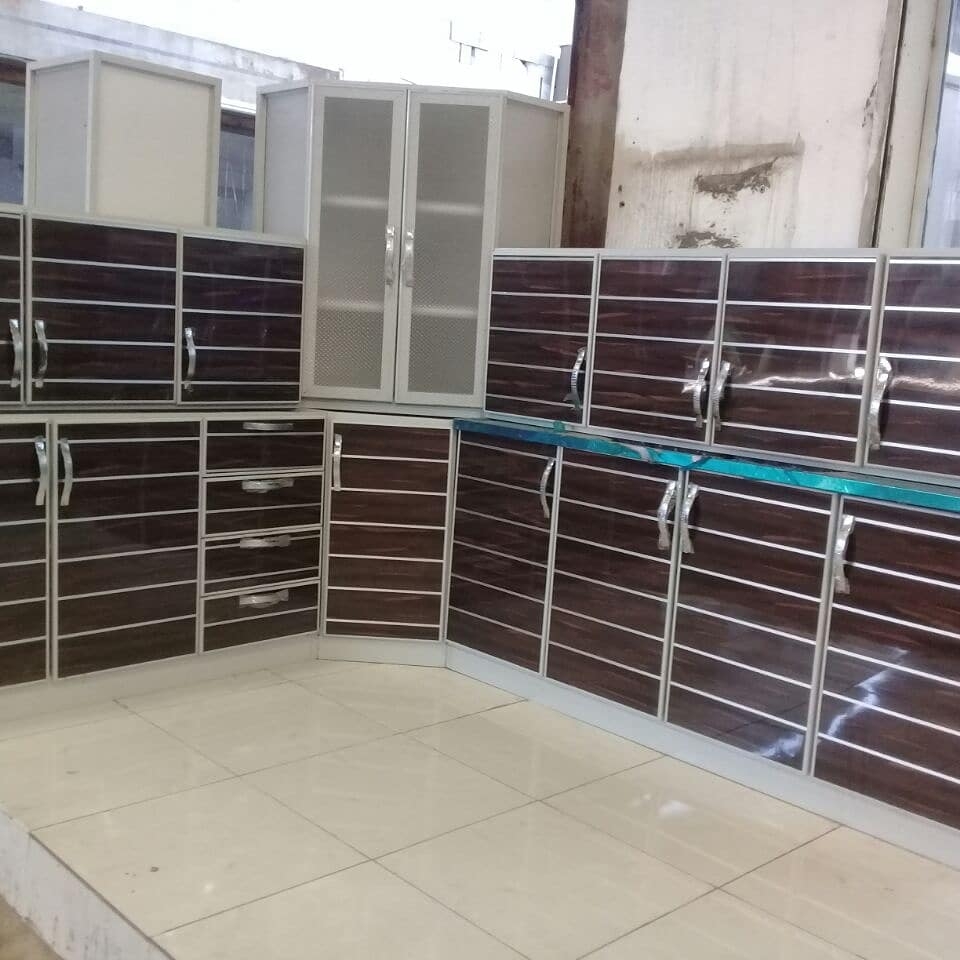 مطابخ جاهزه للبيع مع التركيب والتوصيل
لا تنسَ أنك شاهدت هذا الإعلان في عنكبوت
يشمل حوضين رخام...