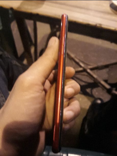 موبايل أوبوf7 كسر زيرو بمعنى الكلمه استعمال راقي جدا بدون خدش واحد معاه العلبة وكل حاجته والضمان