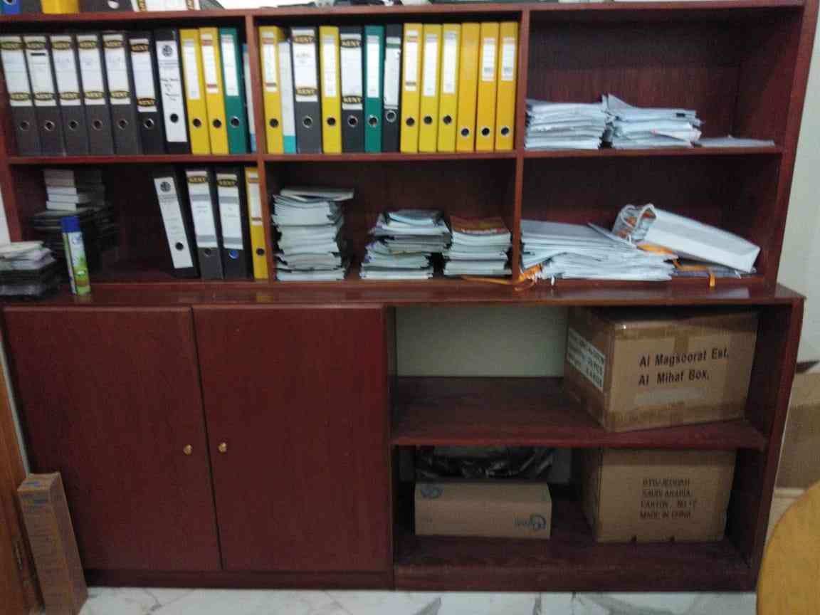 Office Furniture in good condition
لا تنسَ أنك شاهدت هذا الإعلان في عنكبوت
We are selling num...