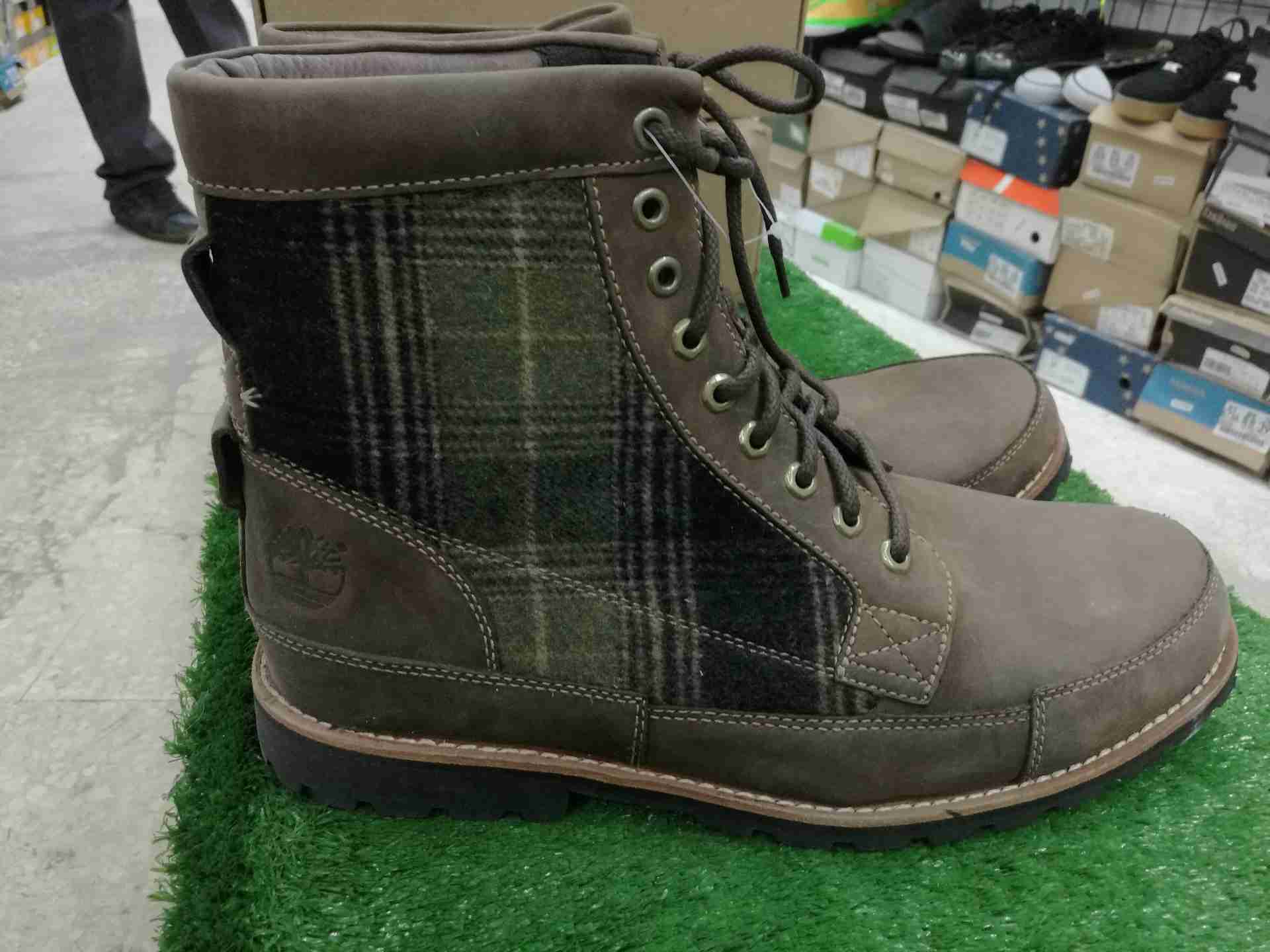 Timberland أحذية جلد طبيعي من أفخر وأرقى الماركات العالمية
لا تنسَ أنك شاهدت هذا الإعلان في عنكبوت...