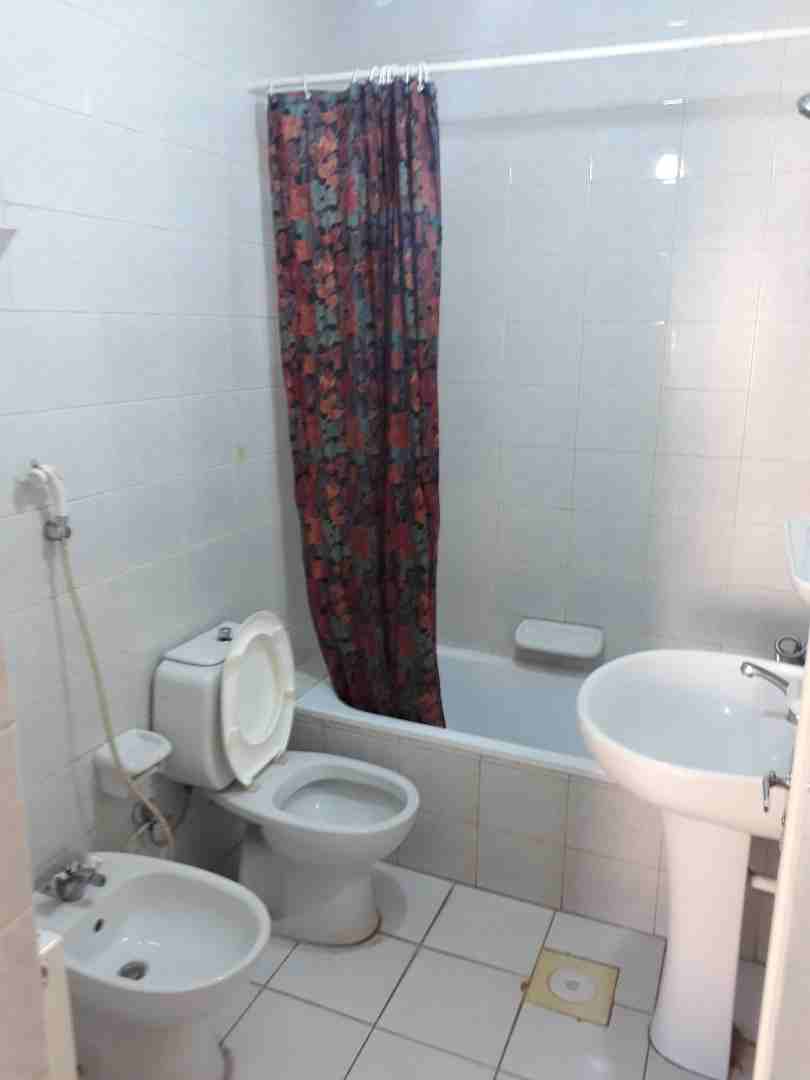 Apartment 4 sale
لا تنسَ أنك شاهدت هذا الإعلان في عنكبوت
3 Bedrooms one of them is Master
2 Bath...