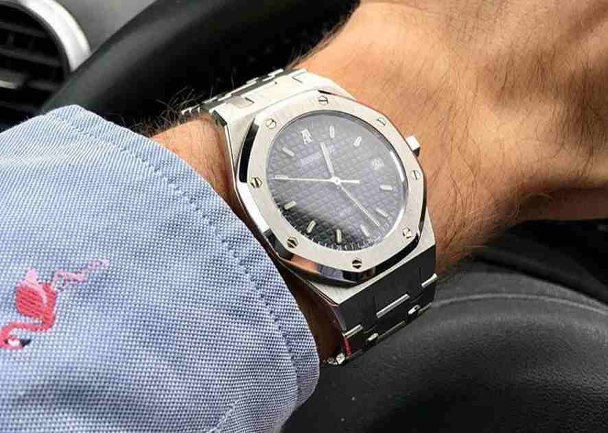 audemars piguet طبق الاصل                                            


	 				لا تنسَ أنك شاهدت هذا الإعلان في عنكبوت            
	 				
                            ساعه نظيفه جدا طبق الاصل للساعه...