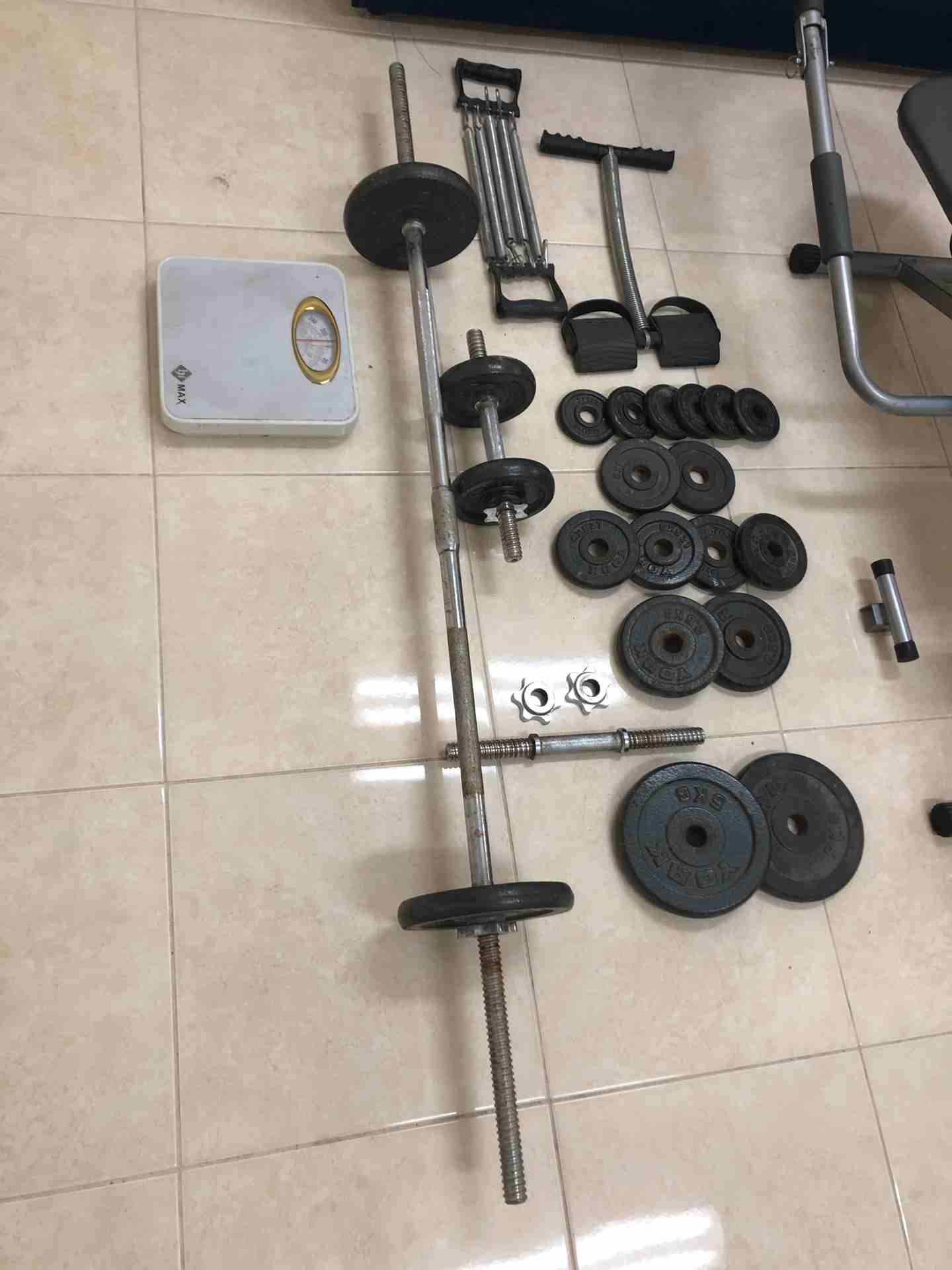 اثقال حديد رياضية
لا تنسَ أنك شاهدت هذا الإعلان في عنكبوت
أدوات اثقال 50 كيلو
حديدة بار
وحديدتا...