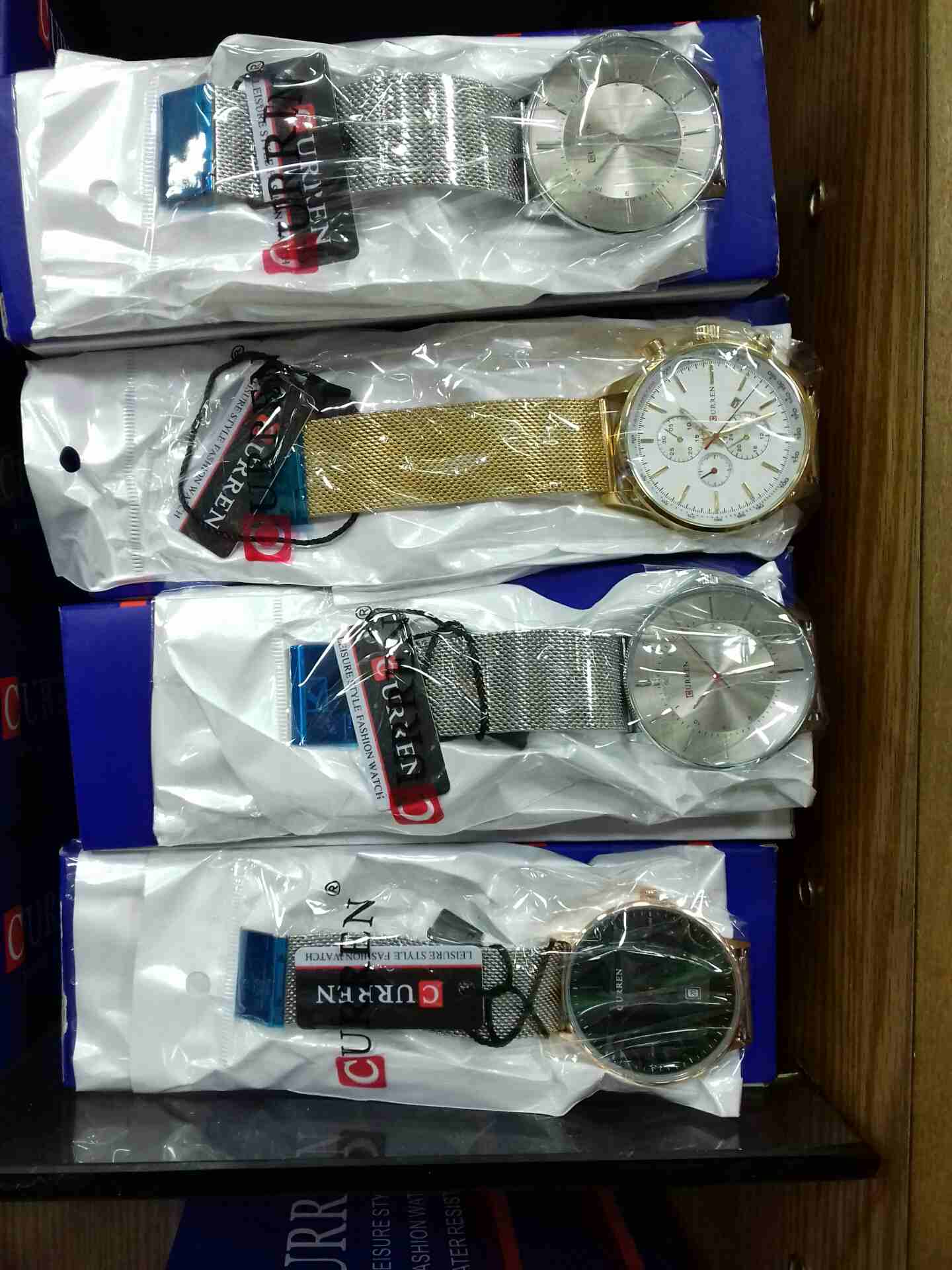 CURREN قصة Swatch 2019
لا تنسَ أنك شاهدت هذا الإعلان في عنكبوت
على ساعات كيورن 2018 #رجالي
ساعات...