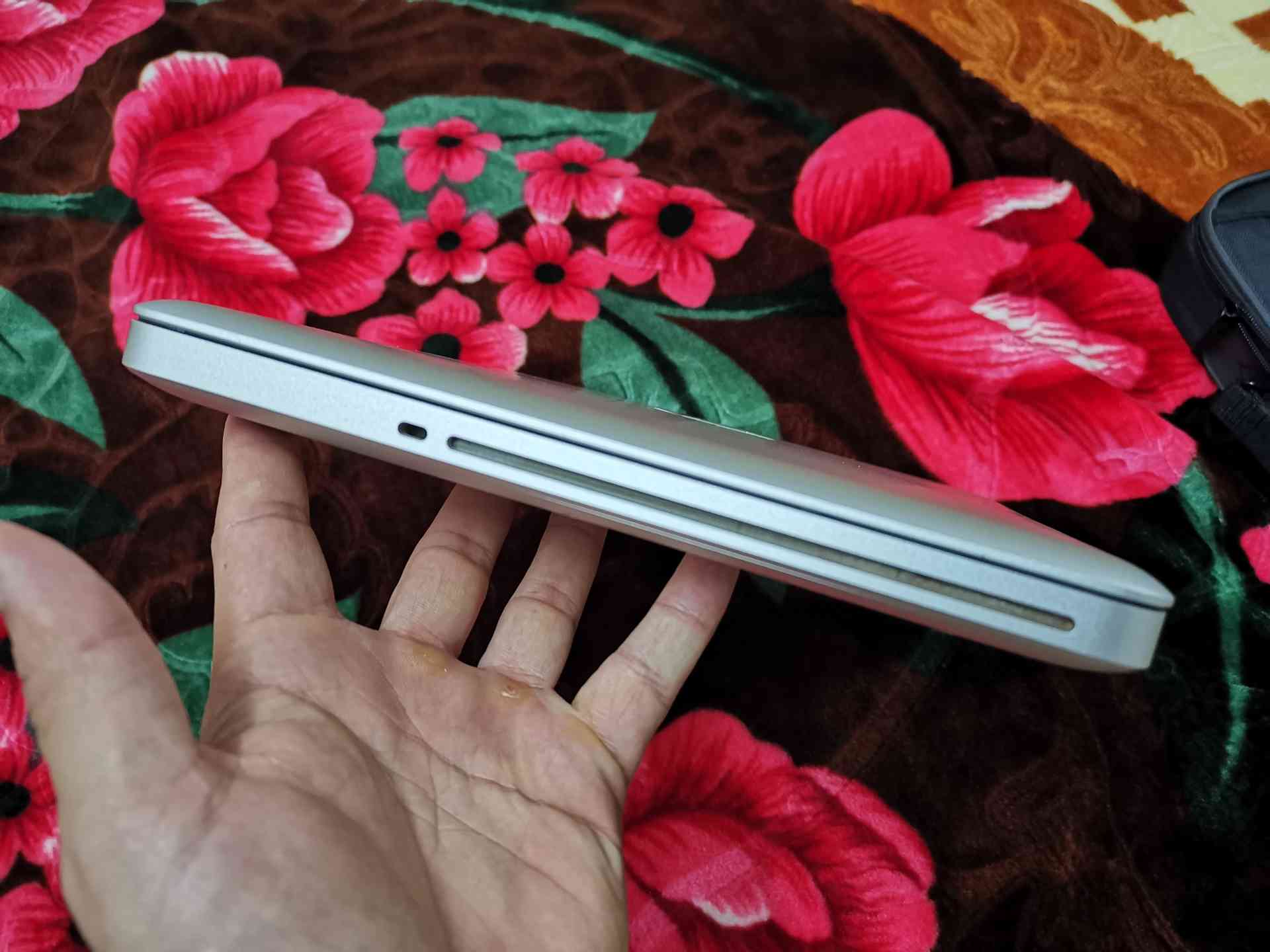 ماك بوك برو i7 نظيف كل شي فيه وكالة للبيع
لا تنسَ أنك شاهدت هذا الإعلان في عنكبوت
ماك بوك برو...