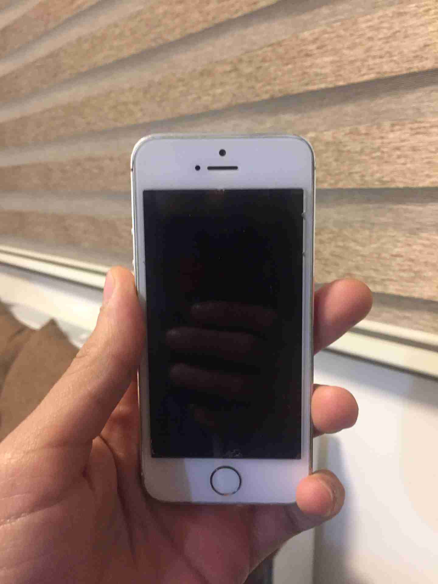 ايفون 5s 32 جيجا للبيع قابل للتفاوض
لا تنسَ أنك شاهدت هذا الإعلان في عنكبوت
ايفون 5s فضي
طعو...