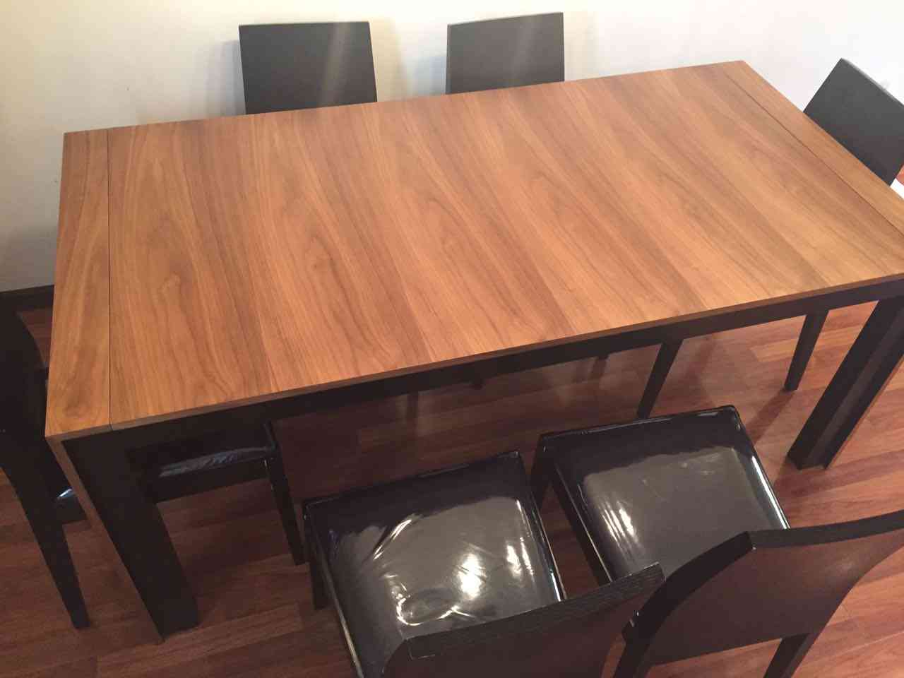 excellent condition                                            


	 				لا تنسَ أنك شاهدت هذا الإعلان في عنكبوت            
	 				
                                dinner table for 6 with side cabi...