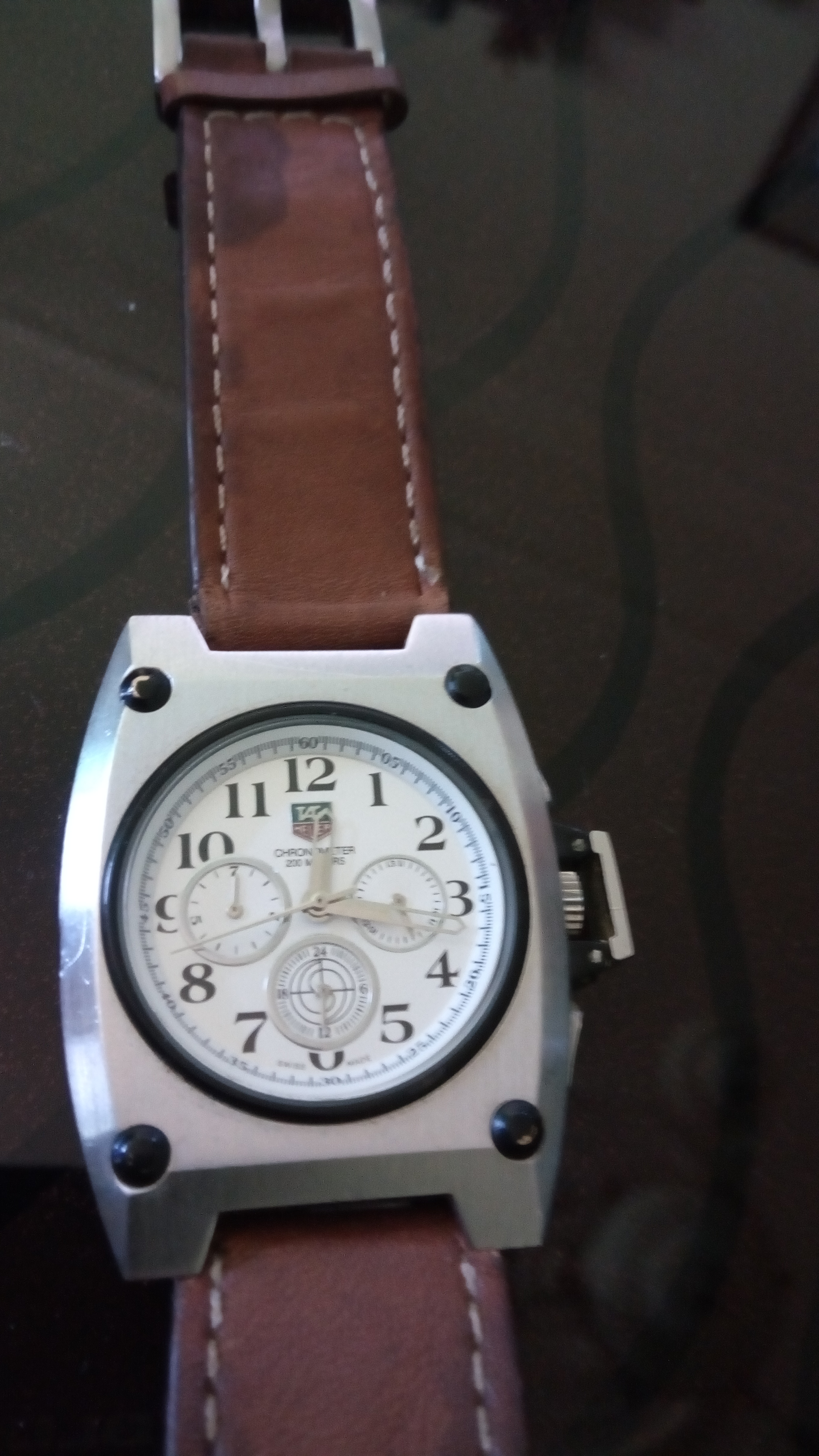 ساعات AP tag heuer كوبون 50 د - مجموعة اغراض مميزة للبيع بسعر مغري
لا تنسَ أنك شاهدت هذا الإعلان في عنكبوت...