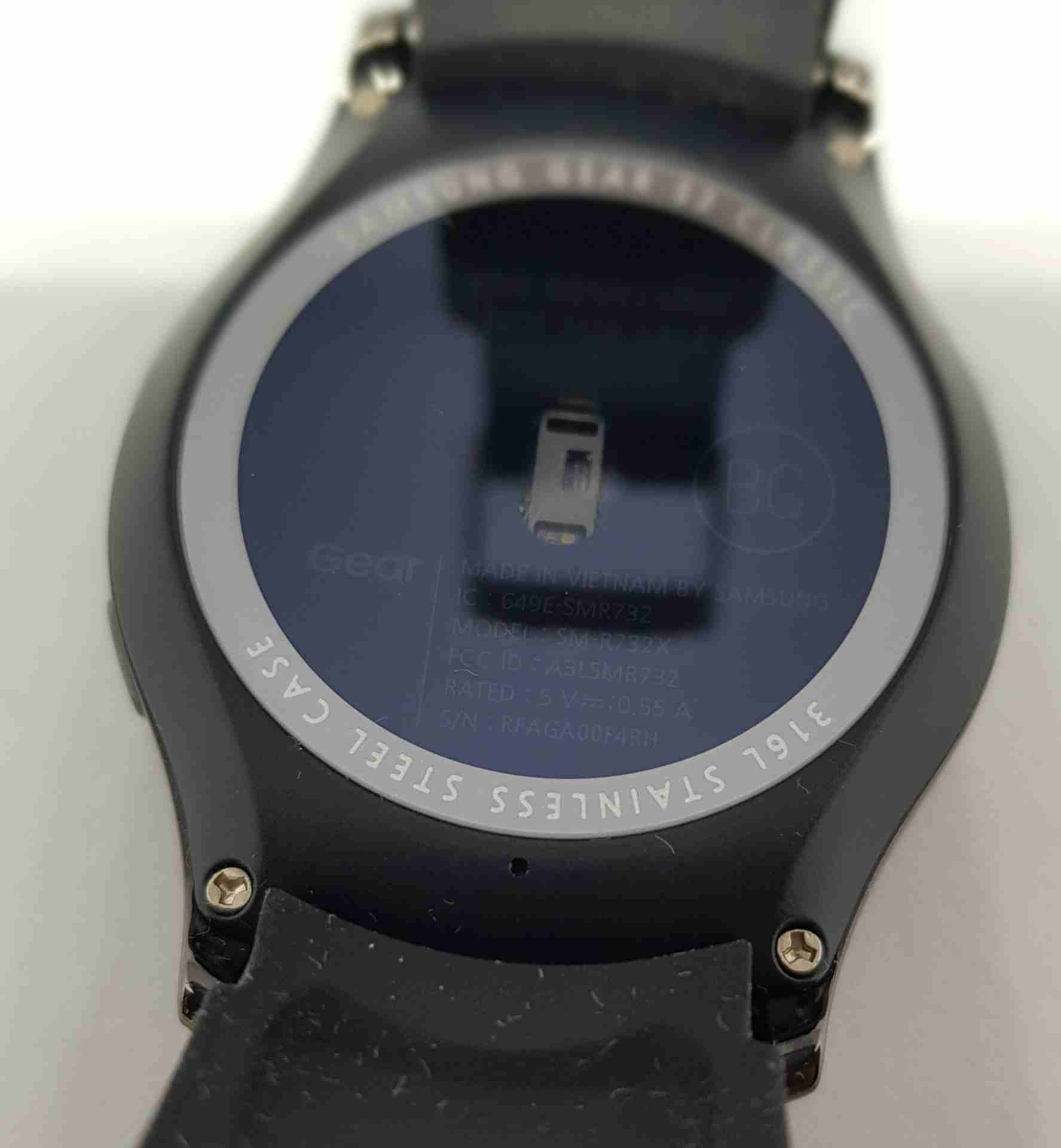 GEAR S2 CLASSIC IN EXCELLENT CONDITION
لا تنسَ أنك شاهدت هذا الإعلان في عنكبوت
GEAR S2 CLASSIC IN...