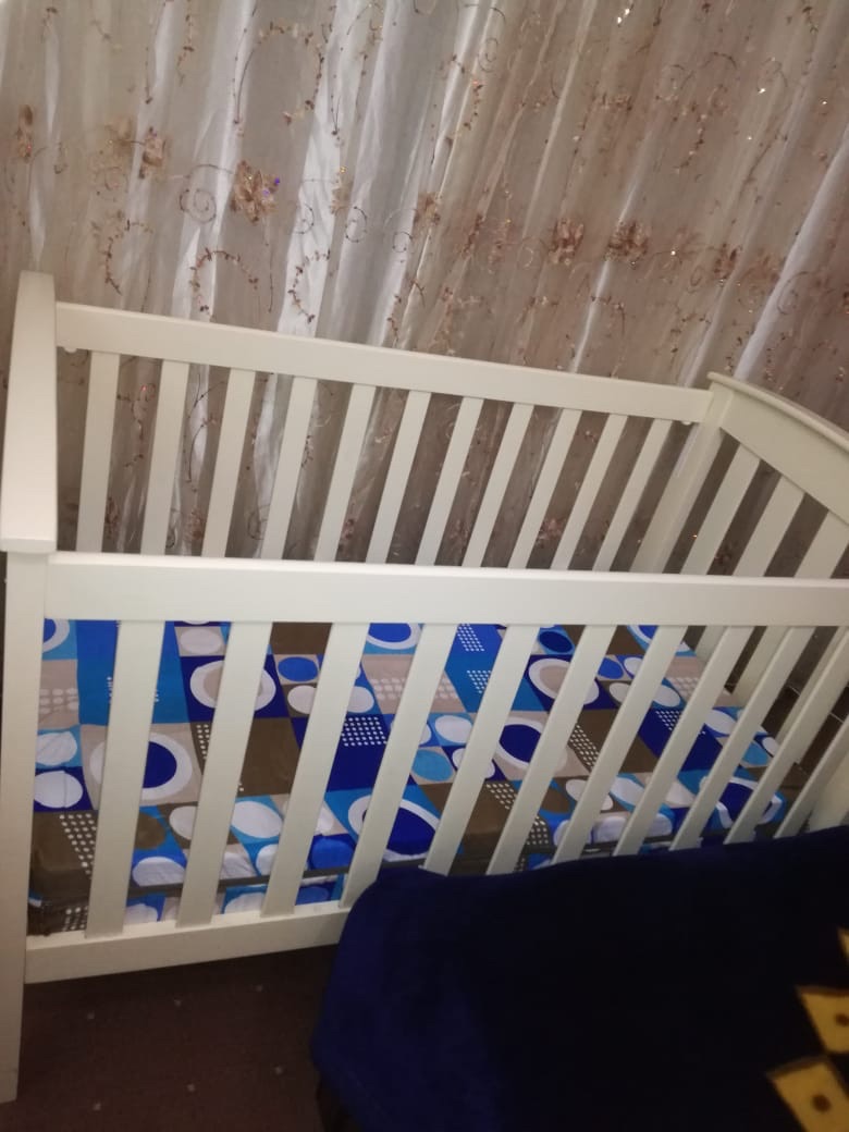 تخت بيبي                                            


	 				لا تنسَ أنك شاهدت هذا الإعلان في عنكبوت            
	 				
                                تخت بيبي مستعمل استعمال بسيط بحالة الجديد مع...