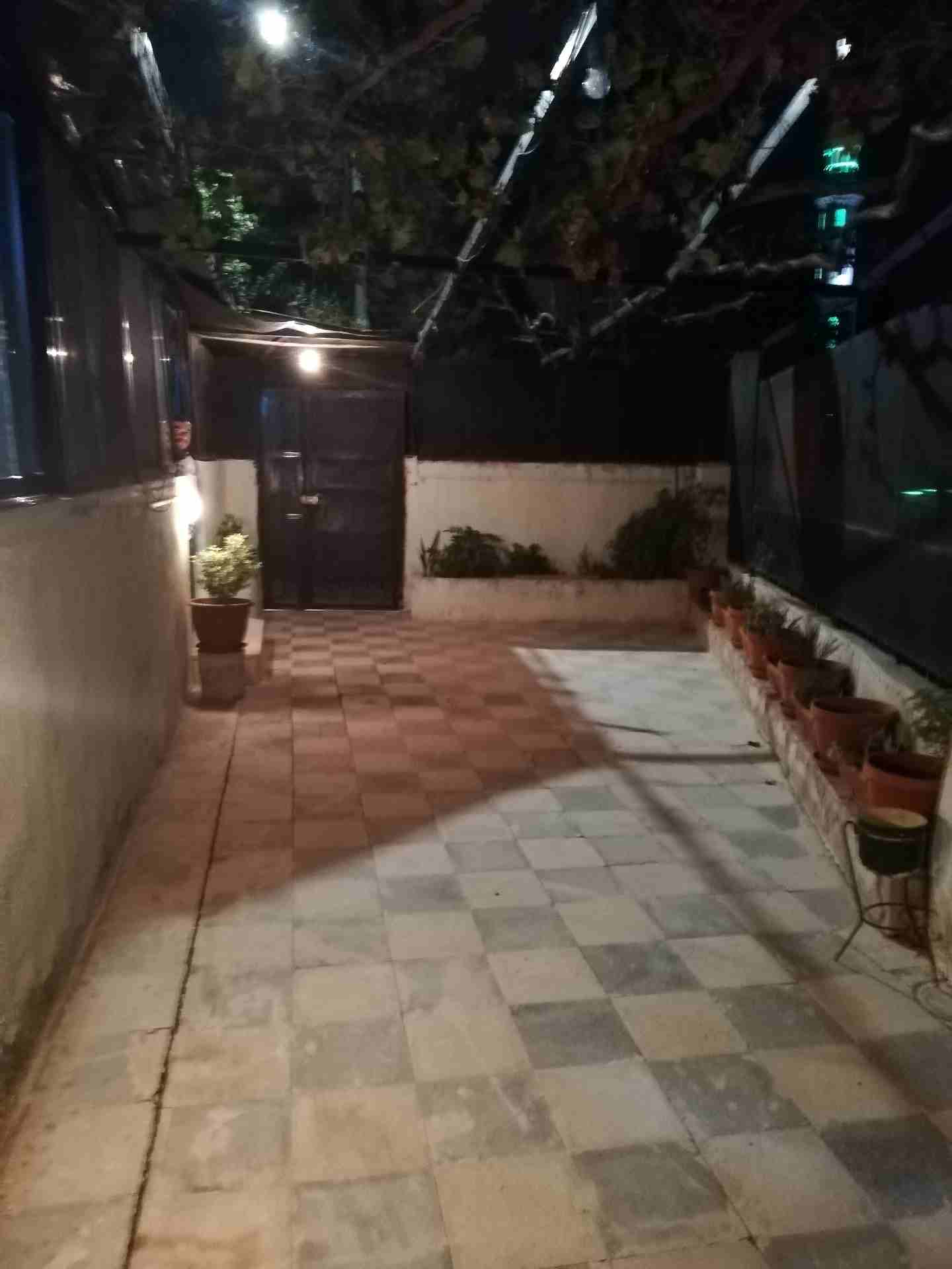 شقه للبيع في أبو نصير
لا تنسَ أنك شاهدت هذا الإعلان في عنكبوت
بسم الله الرحمن الرحيم
من المالك م...