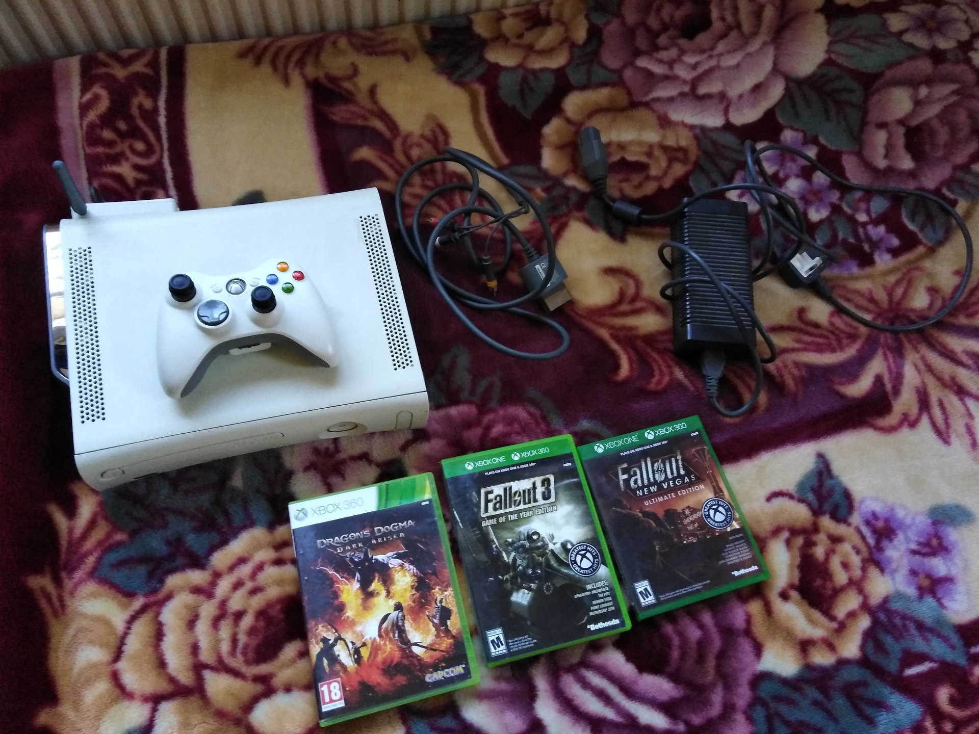 xbox 360 250Gb                                            


	 				لا تنسَ أنك شاهدت هذا الإعلان في عنكبوت            
	 				
                                قطعه ويرلس زائد 3 العاب...
