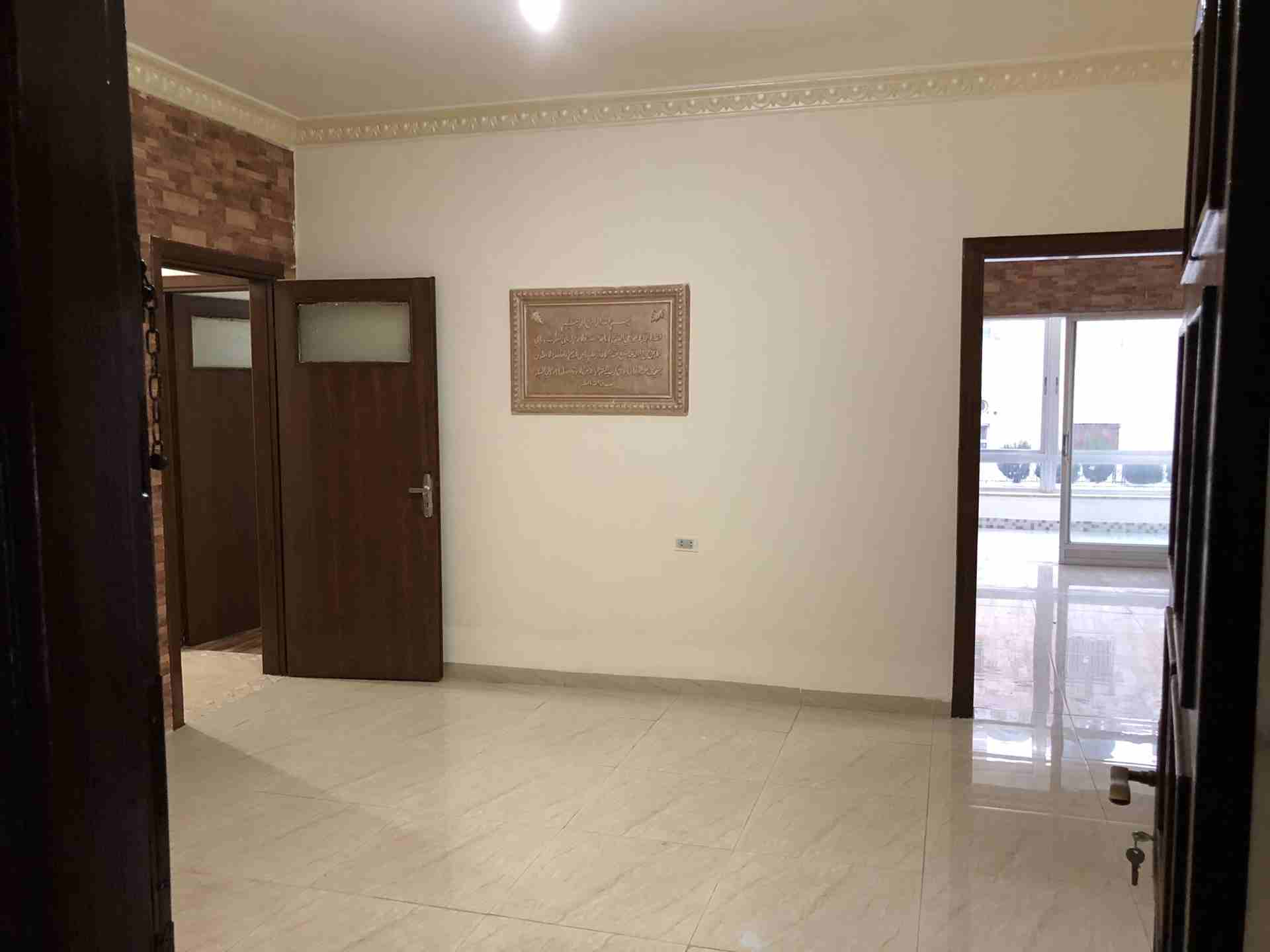 شقة منطقة جبل عمان الدوار الثاني منطقة هادئة جدا
لا تنسَ أنك شاهدت هذا الإعلان في عنكبوت
شقة للإي...