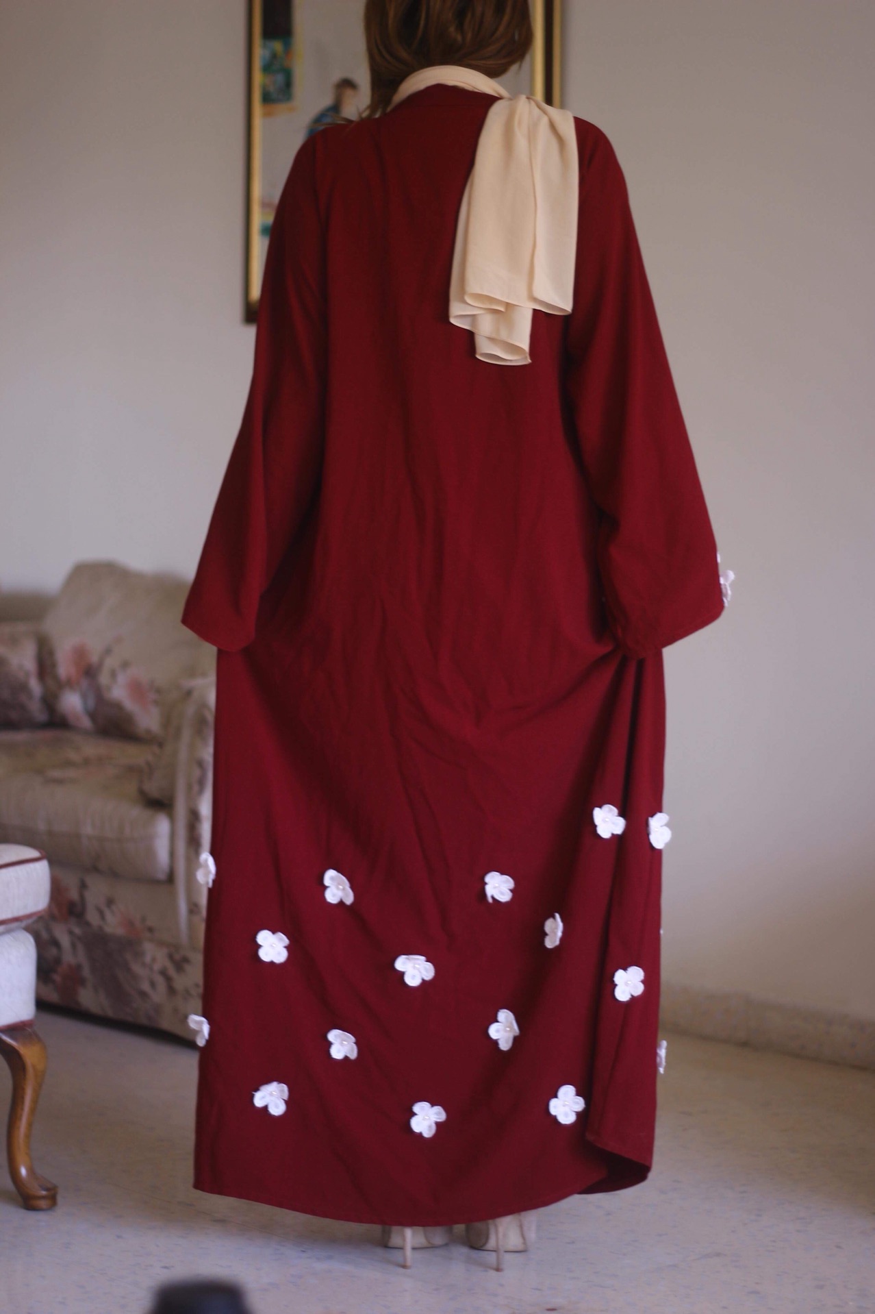 New handmade abayas by a saudi designer. عبايات فخمة من مصممة سعودية
لا تنسَ أنك شاهدت هذا الإعلان في عنكبوت...