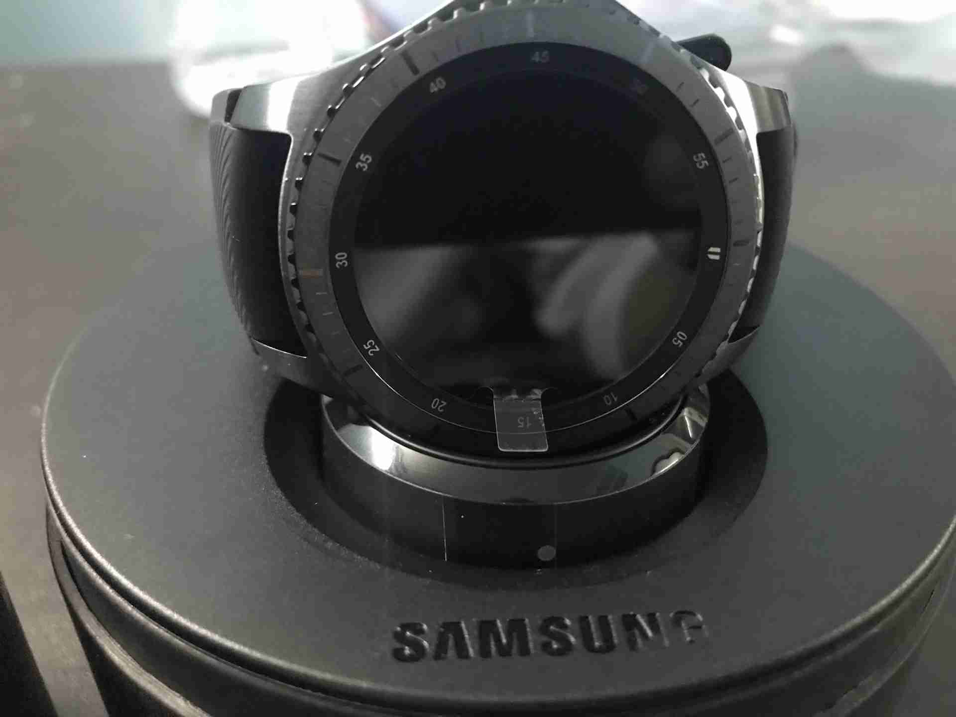 gear s3 frontier
لا تنسَ أنك شاهدت هذا الإعلان في عنكبوت
New gear s3 frontier
Gps,مقاومه للم...