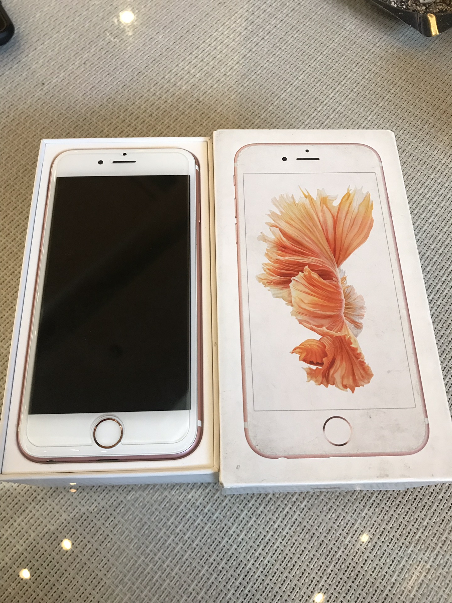 iphone 6s 64g rode gold
لا تنسَ أنك شاهدت هذا الإعلان في عنكبوت
الجهاز حالته ممتازه مافيهوش ا...