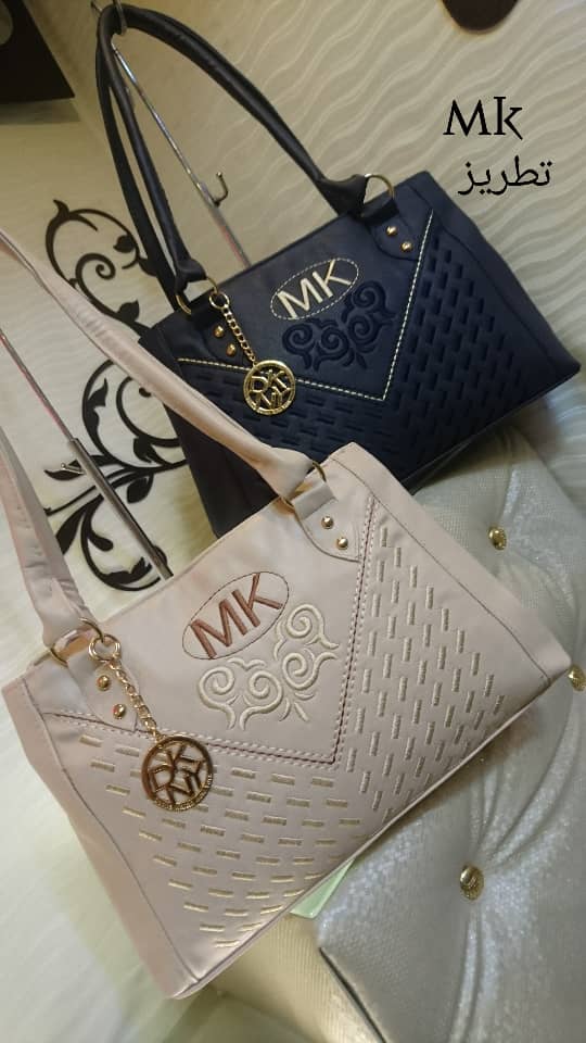 شناتي نسائيه راقيه جدا البيع جمله لتواصل 0798484092
لا تنسَ أنك شاهدت هذا الإعلان في عنكبوت
ش...