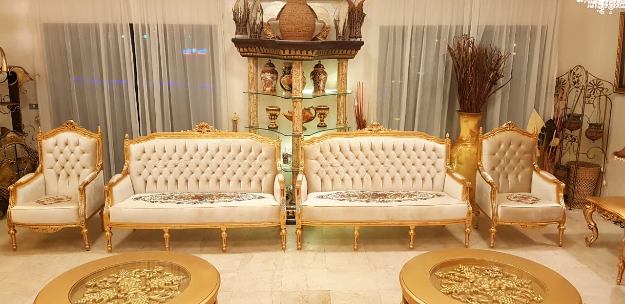 أطقم كنب كلاسيكية ملكية جديدة مصنعة من خشب الزان التركي
لا تنسَ أنك شاهدت هذا الإعلان في عنكبوت...