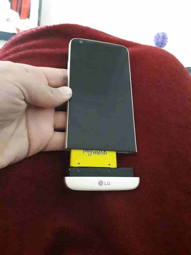 ال جي جي5  LG G5                                            


	 				لا تنسَ أنك شاهدت هذا الإعلان في عنكبوت            
	 				
                            جهاز 4جيجا الرام
32 جيجا السعة
امكانية ت...