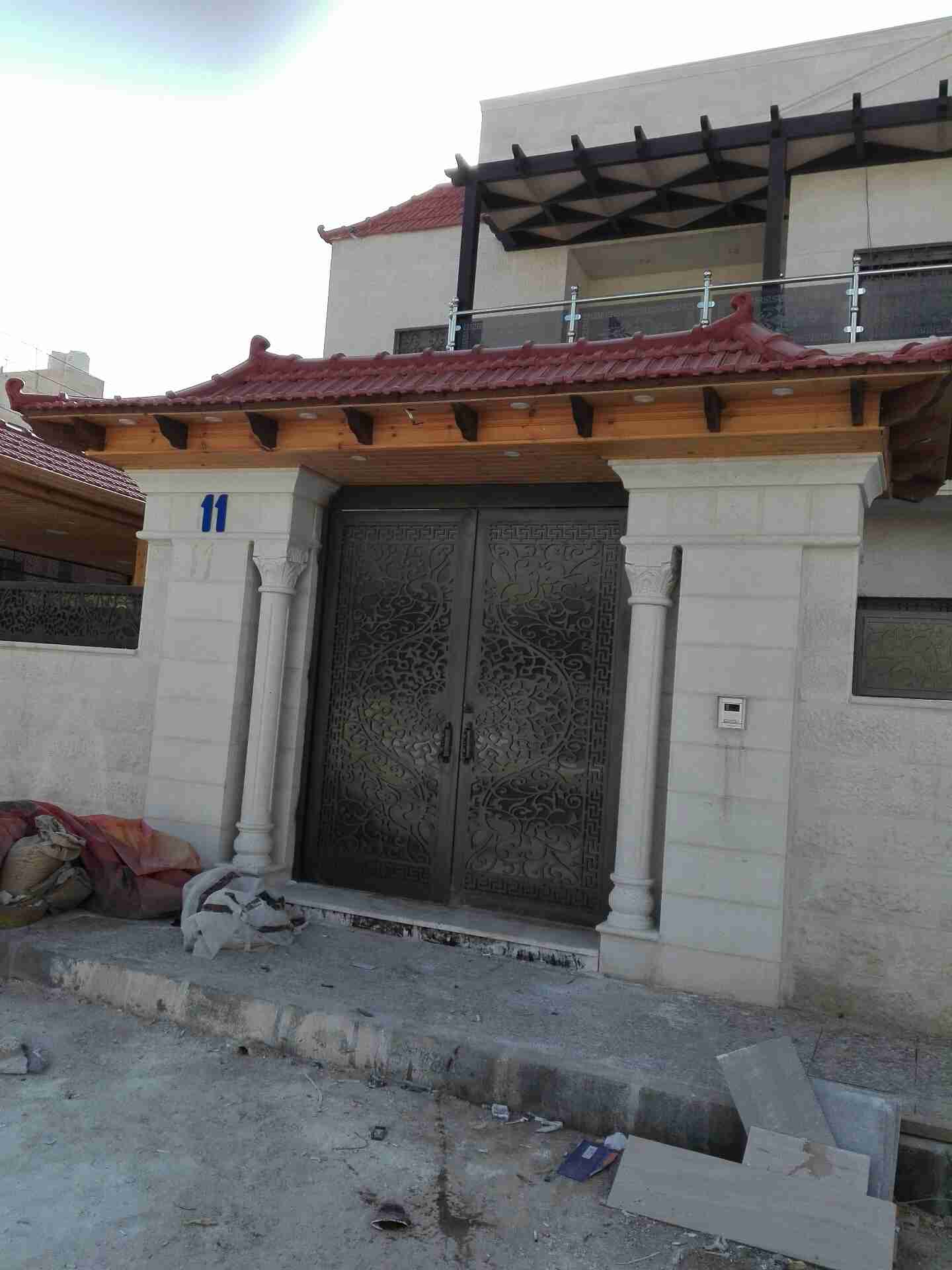 اعمال حدادة                                            


	 				لا تنسَ أنك شاهدت هذا الإعلان في عنكبوت            
	 				
                                اعمال حمايات وابواب حديد 
اعمال قرميد.  ا...