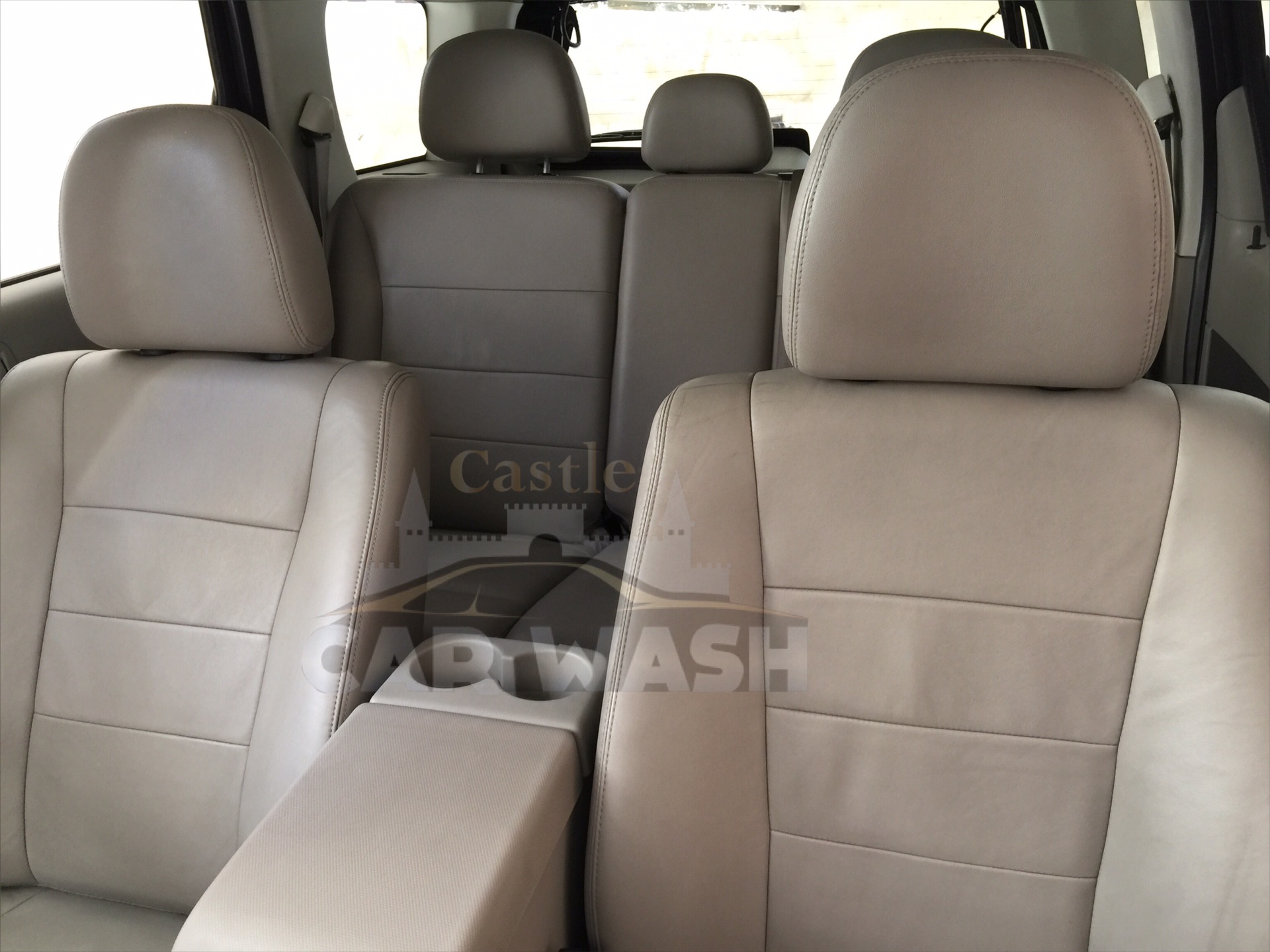 دراي كلين سيارات و بوليش القلعة
لا تنسَ أنك شاهدت هذا الإعلان في عنكبوت
تنظيف السيارة بدون ال...