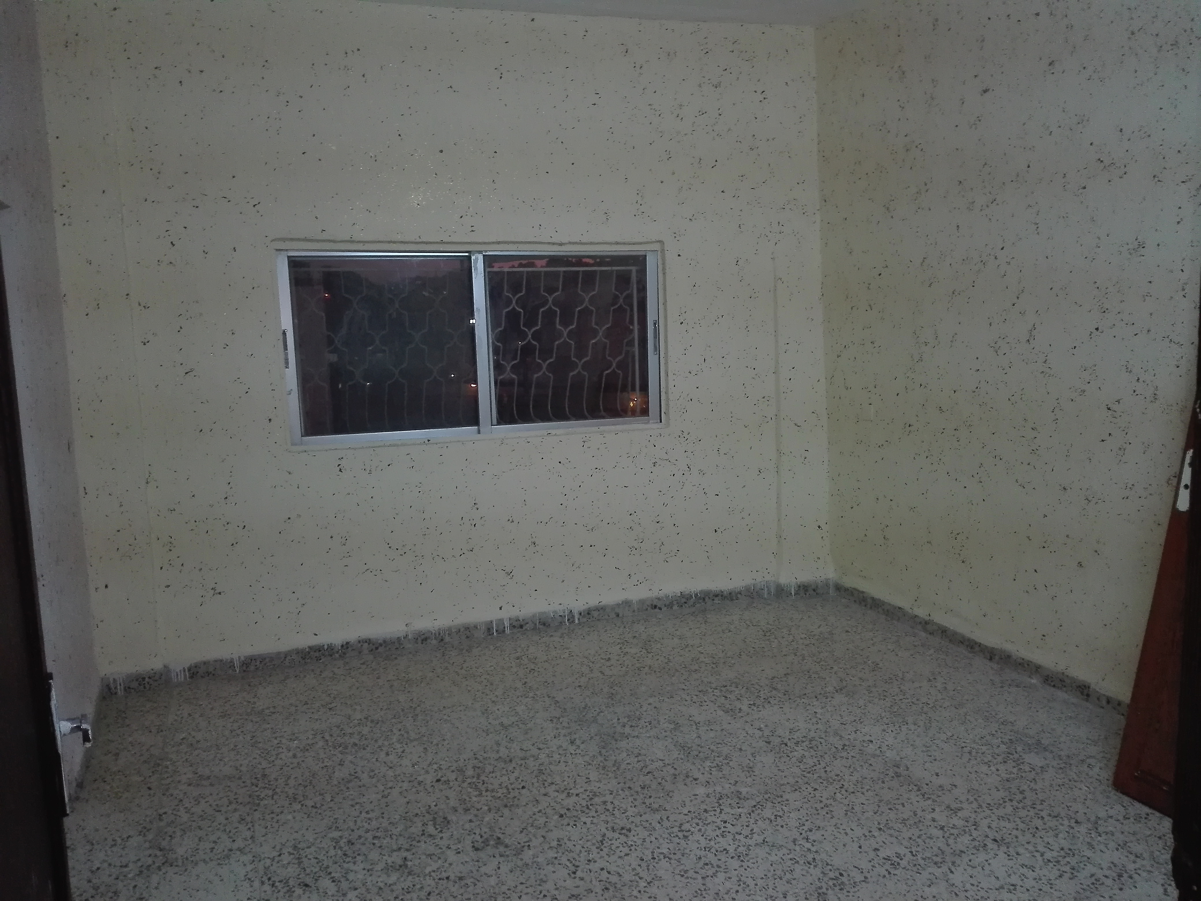 عمارة طابقين للبيع في (جبل النصر)
لا تنسَ أنك شاهدت هذا الإعلان في عنكبوت
الطابق الأول مكون م...