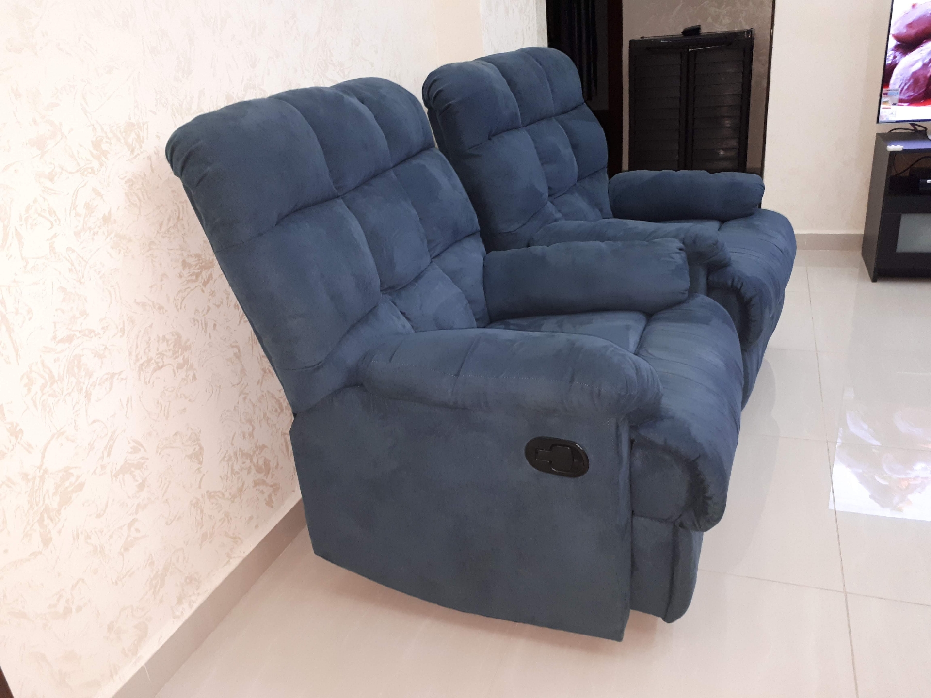 كنب ريكلاينر بحاله ممتازه
لا تنسَ أنك شاهدت هذا الإعلان في عنكبوت
ريكلاينر امريكي بحالة الوكا...