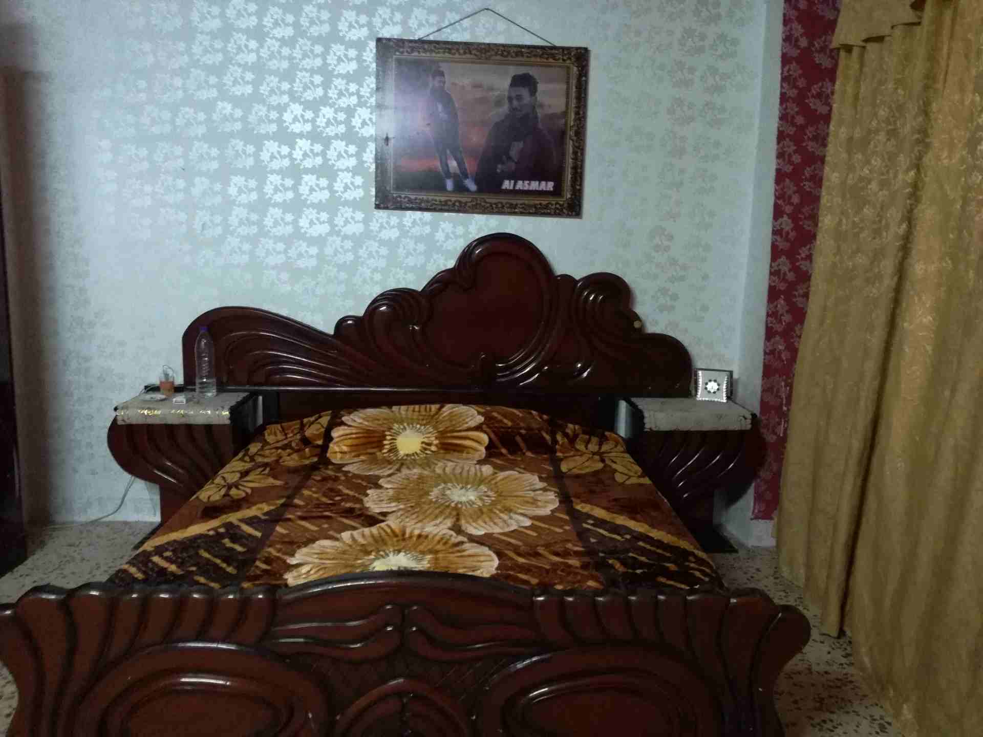 بسعر مغري
لا تنسَ أنك شاهدت هذا الإعلان في عنكبوت
غرفت نوم
------...