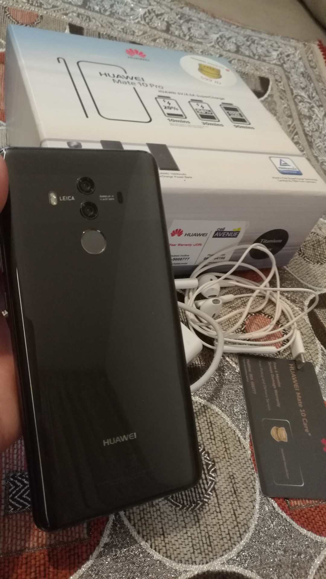 Huawei mate 10 pro                                            


	 				لا تنسَ أنك شاهدت هذا الإعلان في عنكبوت            
	 				
                                الجهاز بحاله ممتازه معاه جميع اغرا...