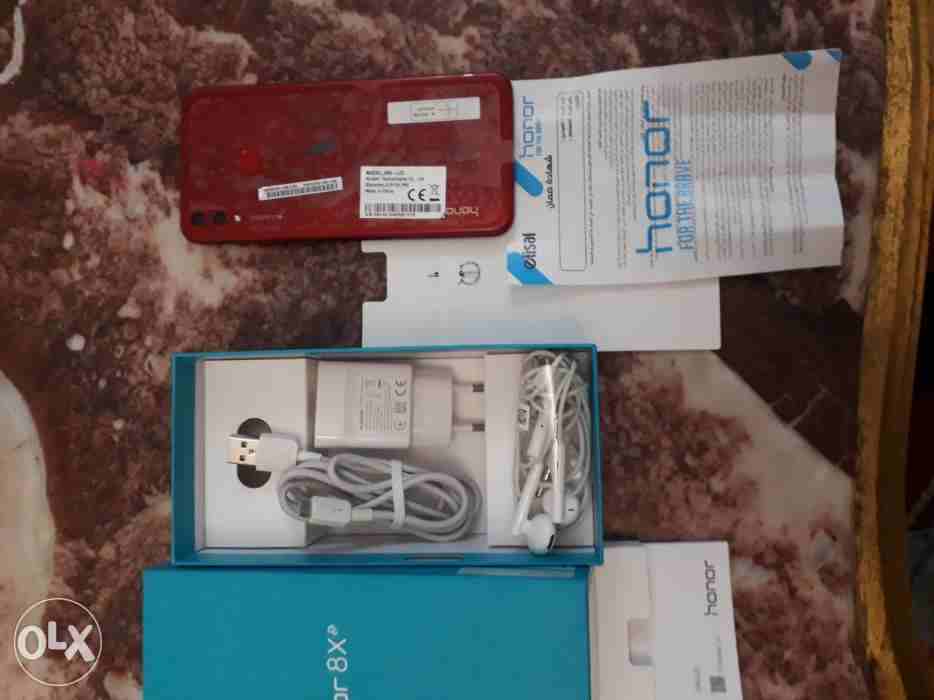honor 8x
لا تنسَ أنك شاهدت هذا الإعلان في عنكبوت
استعمال خفيف 4رام 128 جيجا رقمي01016440070 بالضم...