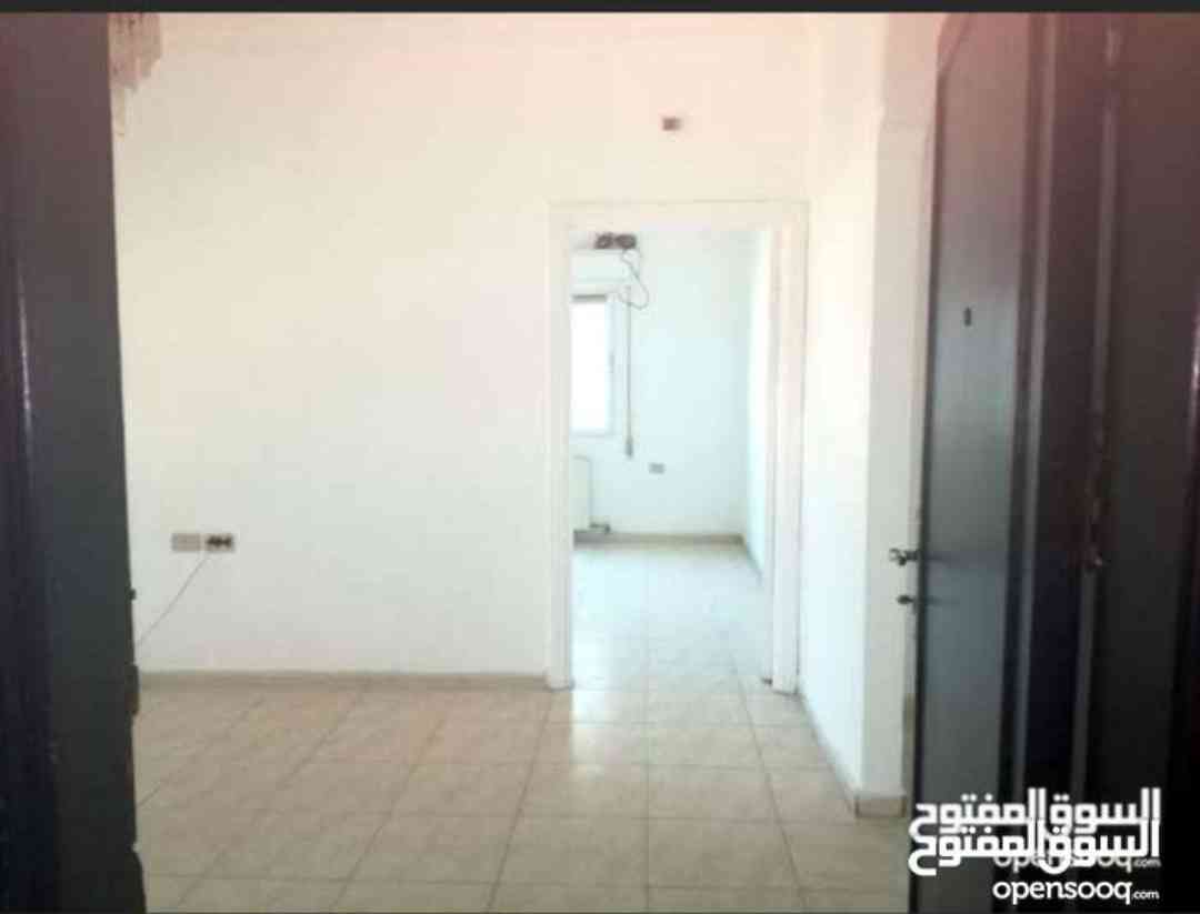 شقة للايجار في ضاحية الرشيد
لا تنسَ أنك شاهدت هذا الإعلان في عنكبوت
3غرف نوم 1منهم ماستر
صالة...