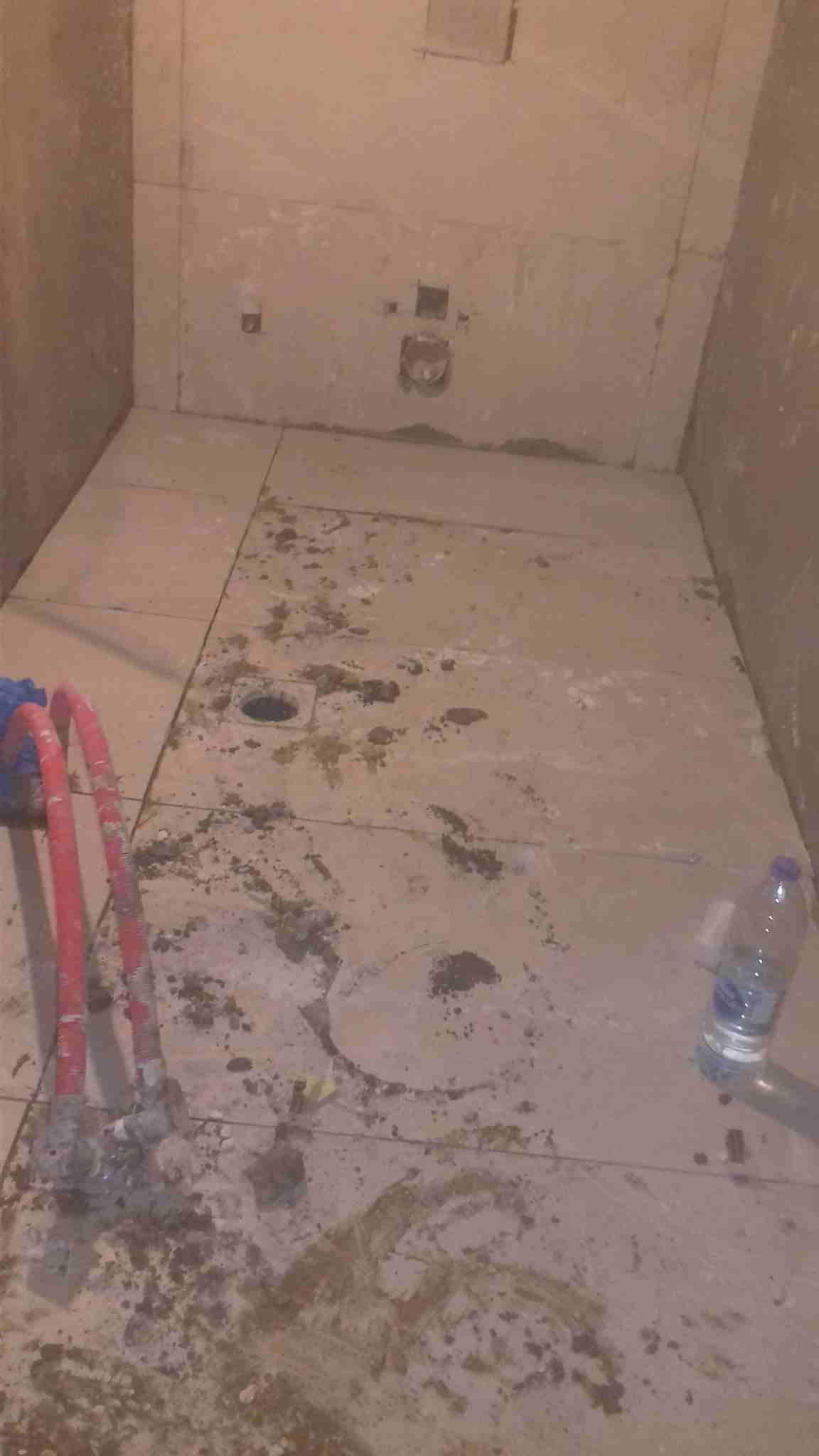 معلم بلاط تركيب البلاط بدقه طينه ولاسق
لا تنسَ أنك شاهدت هذا الإعلان في عنكبوت
معلم بلاط باركيه ب...