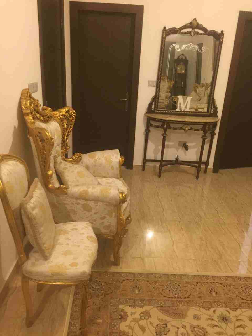 أثاث منزل فاخر للبيع                                            


	 				لا تنسَ أنك شاهدت هذا الإعلان في عنكبوت            
	 				
                            أثاث بيت فاخر للبيع كامل  وليس مجزء...