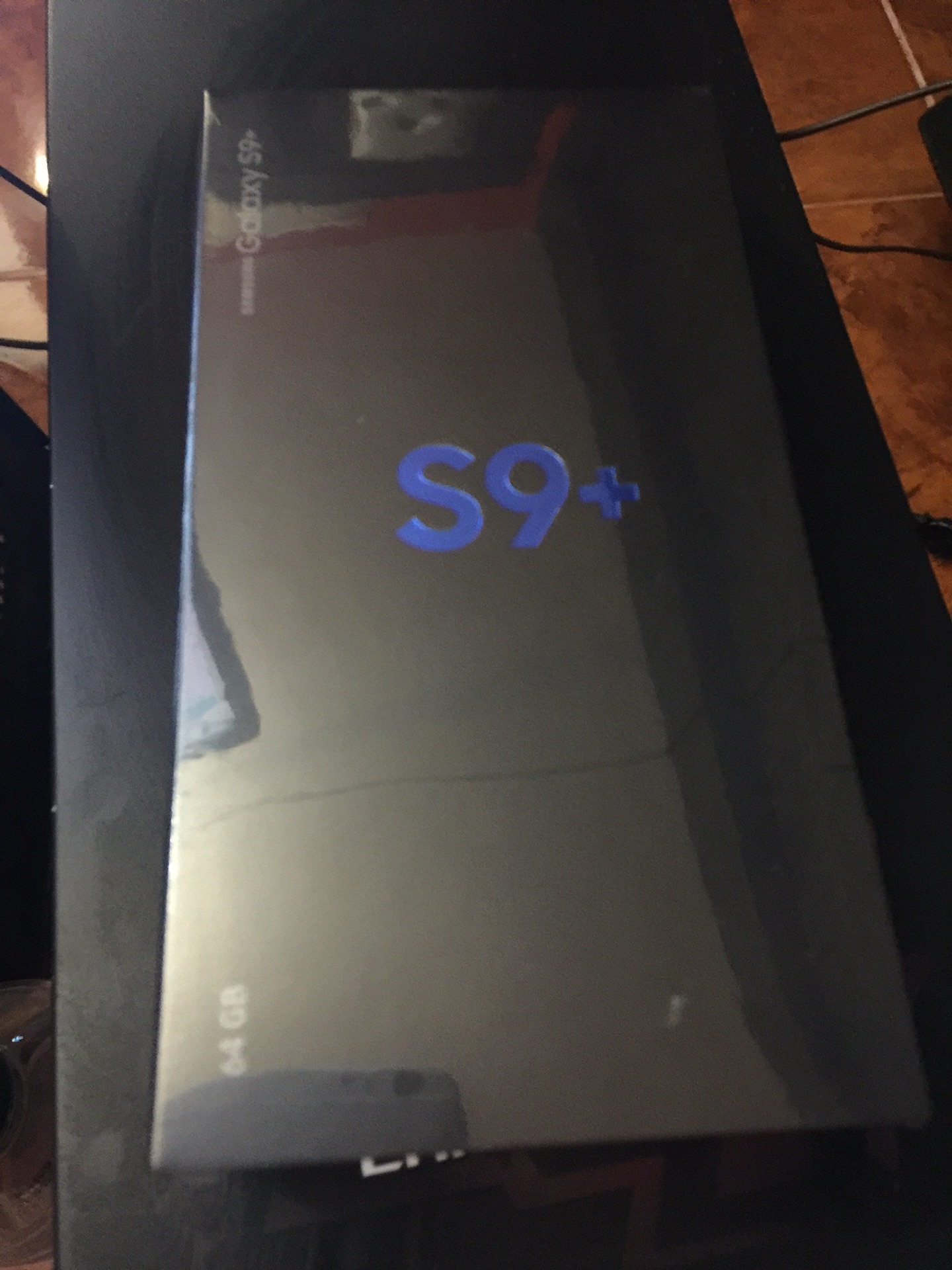 S9 plus جديد للبيع فقط بسعر مغري                                            


	 				لا تنسَ أنك شاهدت هذا الإعلان في عنكبوت            
	 				
                                الجهاز الجلتين عليه...