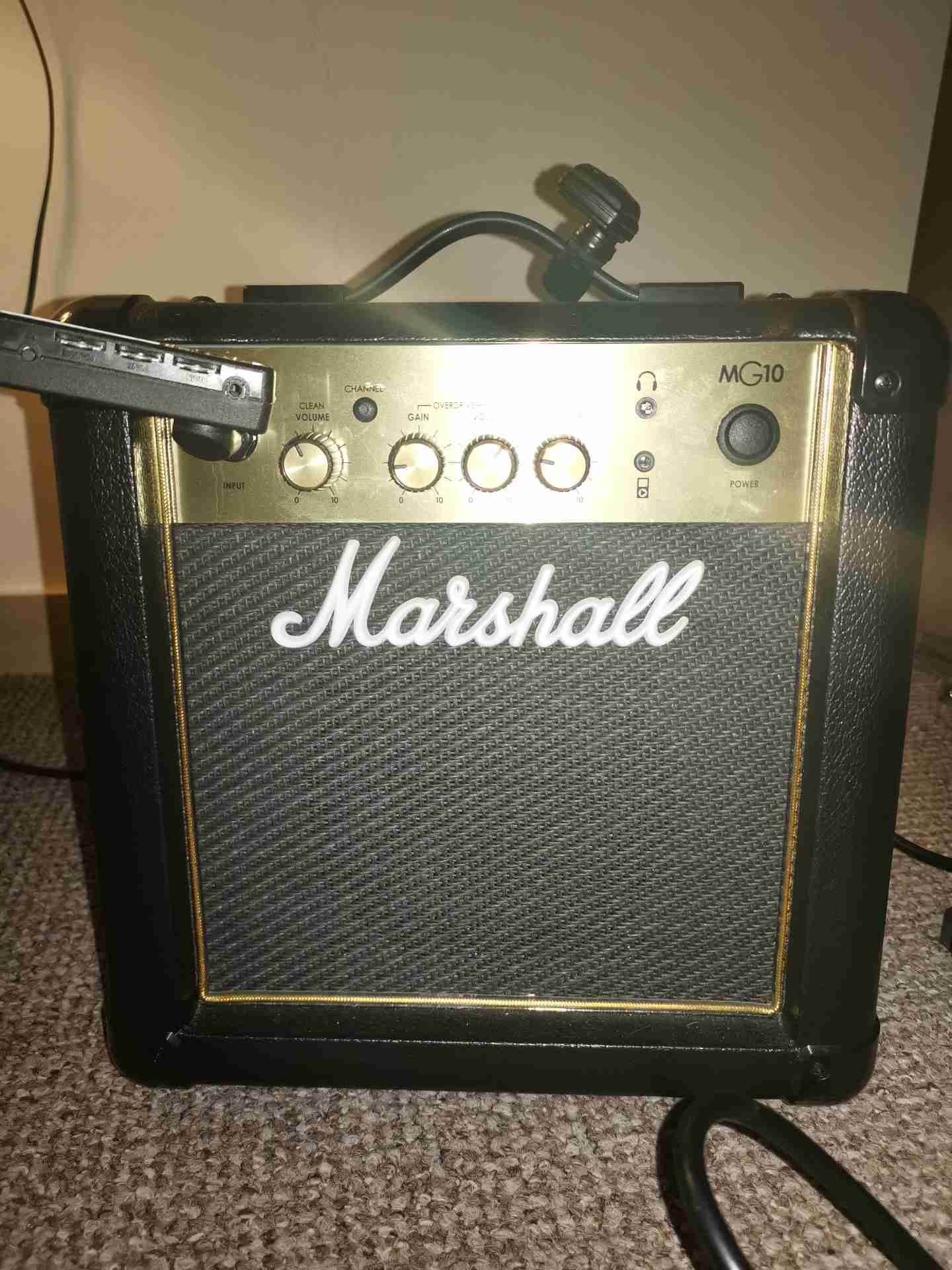 marshall speaker سماعات للجيتار الكهربائي                                            


	 				لا تنسَ أنك شاهدت هذا الإعلان في عنكبوت            
	 				
                                سماعات مارش...