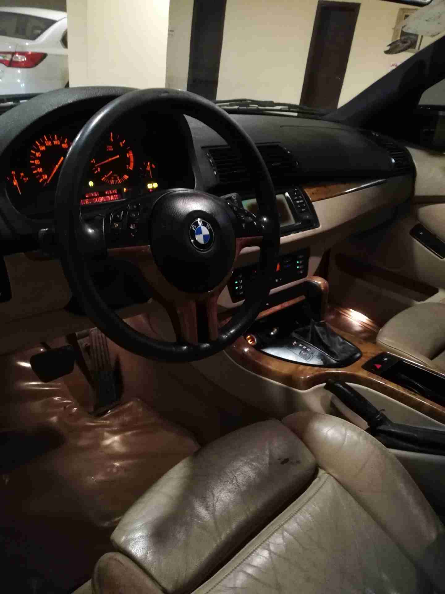 بي ام دبليو X5
لا تنسَ أنك شاهدت هذا الإعلان في عنكبوت
للبيع في جده بي ام X5 موديل 2000
مجدد...