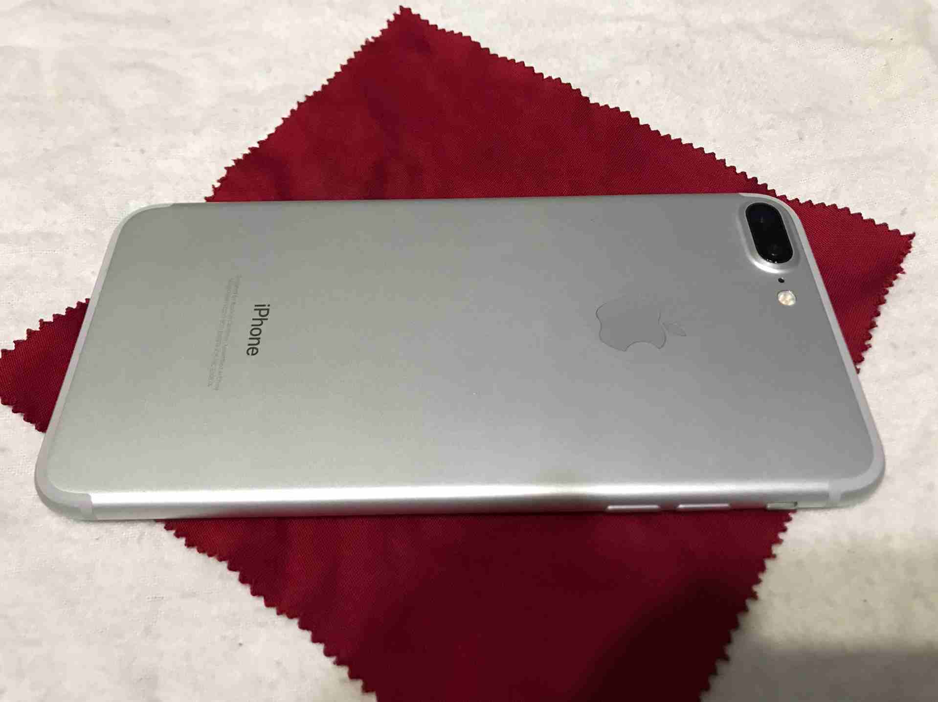 ايفون 7 بلس                                            


	 				لا تنسَ أنك شاهدت هذا الإعلان في عنكبوت            
	 				
                            ايفون 7 بلس
لون سلفر
32g
معاه شاحنه الاصلي فق...