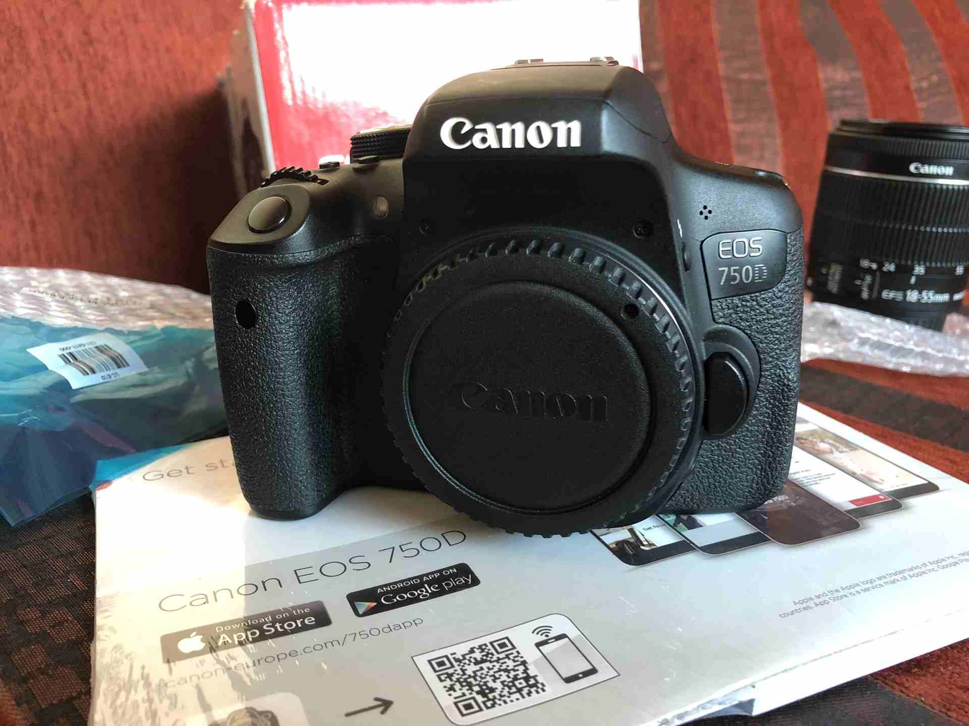 Canon 750D كانون
لا تنسَ أنك شاهدت هذا الإعلان في عنكبوت
كانون 750D بحال الوكالة بالكرتونة
يا دوب...