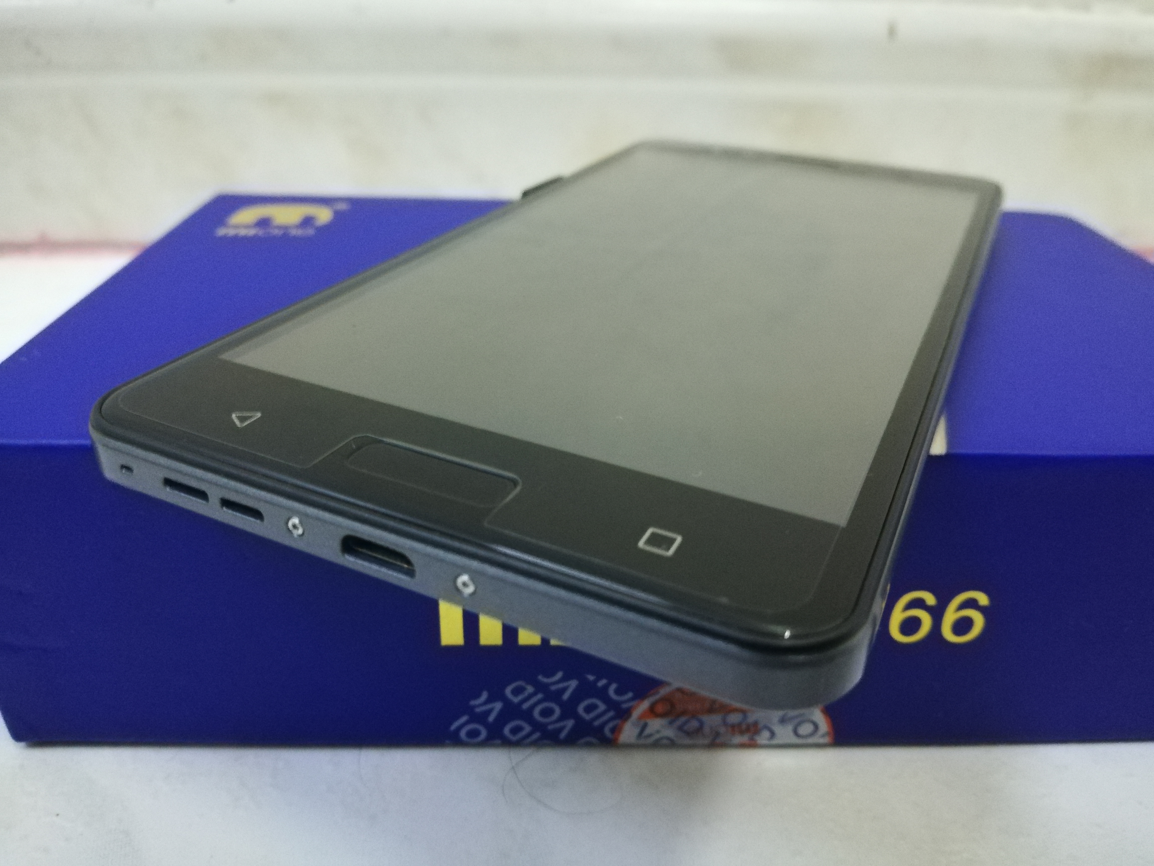 جوال ذات مواصفات عاليه وبارخص سعر الكميه محدوده
لا تنسَ أنك شاهدت هذا الإعلان في عنكبوت
السلا...