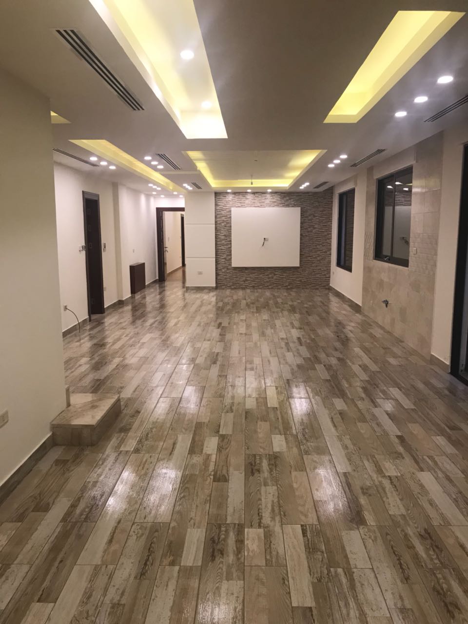 شركة الأولى لتنظيف الفلل والاسكانات والشقق بأفضل الأسعار خدمة (24) ساعة
لا تنسَ أنك شاهدت هذا الإعلان في عنكبوت...
