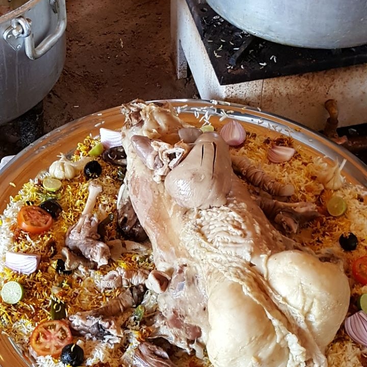يوجد لدينا طباخين في الرياض يبحثون عن شغل بالراتب
لا تنسَ أنك شاهدت هذا الإعلان في عنكبوت
يوج...