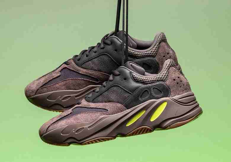 Adidas Yeezy Boost 700                                            


	 				لا تنسَ أنك شاهدت هذا الإعلان في عنكبوت            
	 				
                            Brand new Yeezy 700 dead stock (ne...