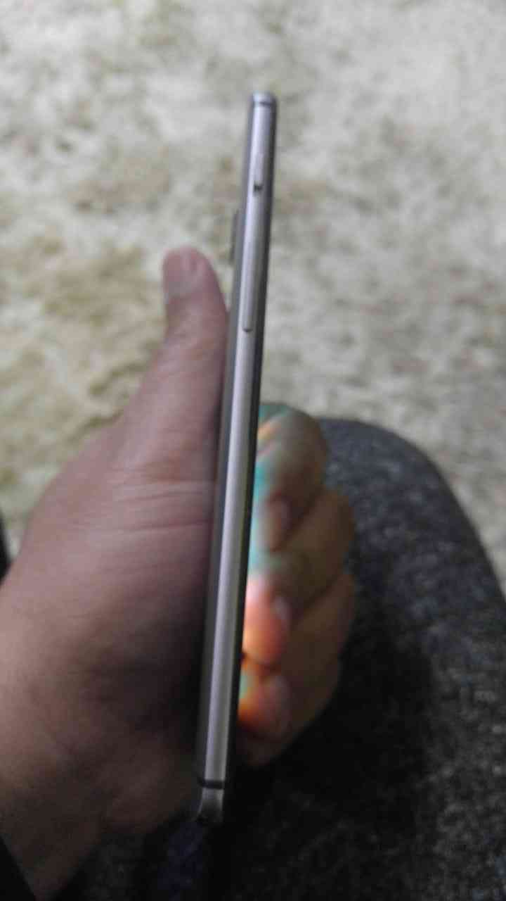 هاتف oneplus 3t
لا تنسَ أنك شاهدت هذا الإعلان في عنكبوت
اللون رمادي
الشاشة 5.5انش سوبر امولد...