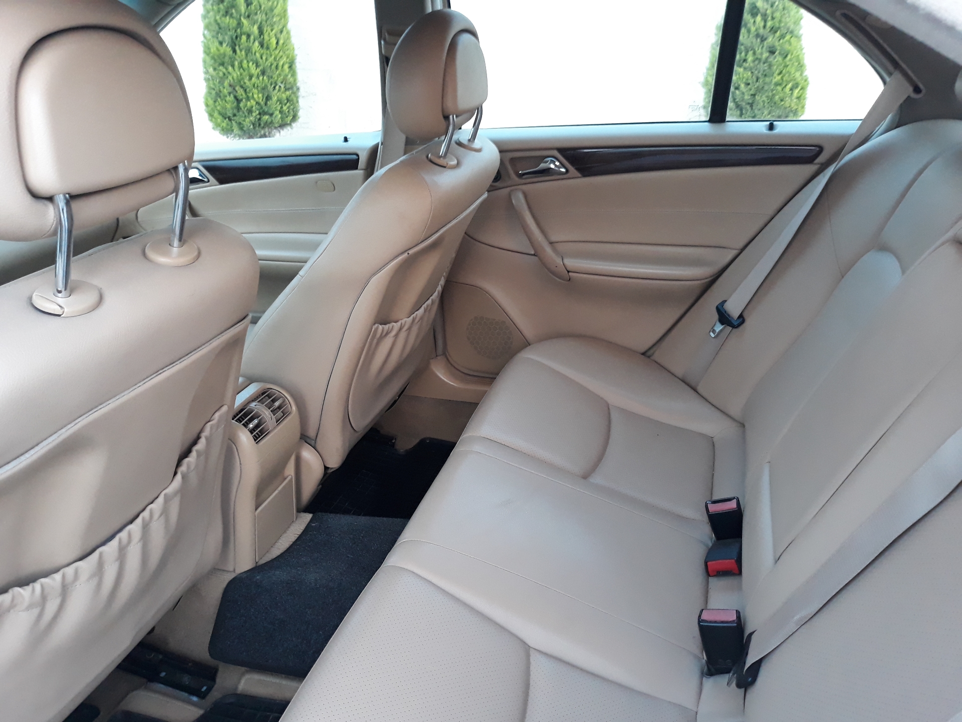مرسيدس c200 موديل 2004
لا تنسَ أنك شاهدت هذا الإعلان في عنكبوت
مرسيدس c200 موديل 2004 (كومبري...