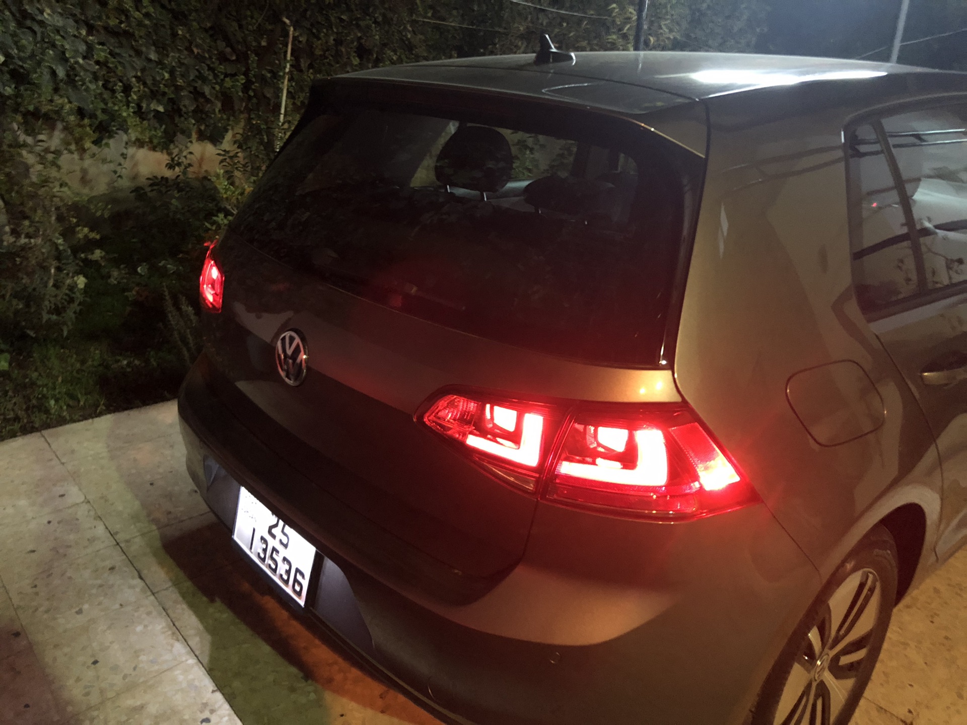 اe-golf بريميوم 2015
لا تنسَ أنك شاهدت هذا الإعلان في عنكبوت
فل كامل ماشيه 38000 ميل...