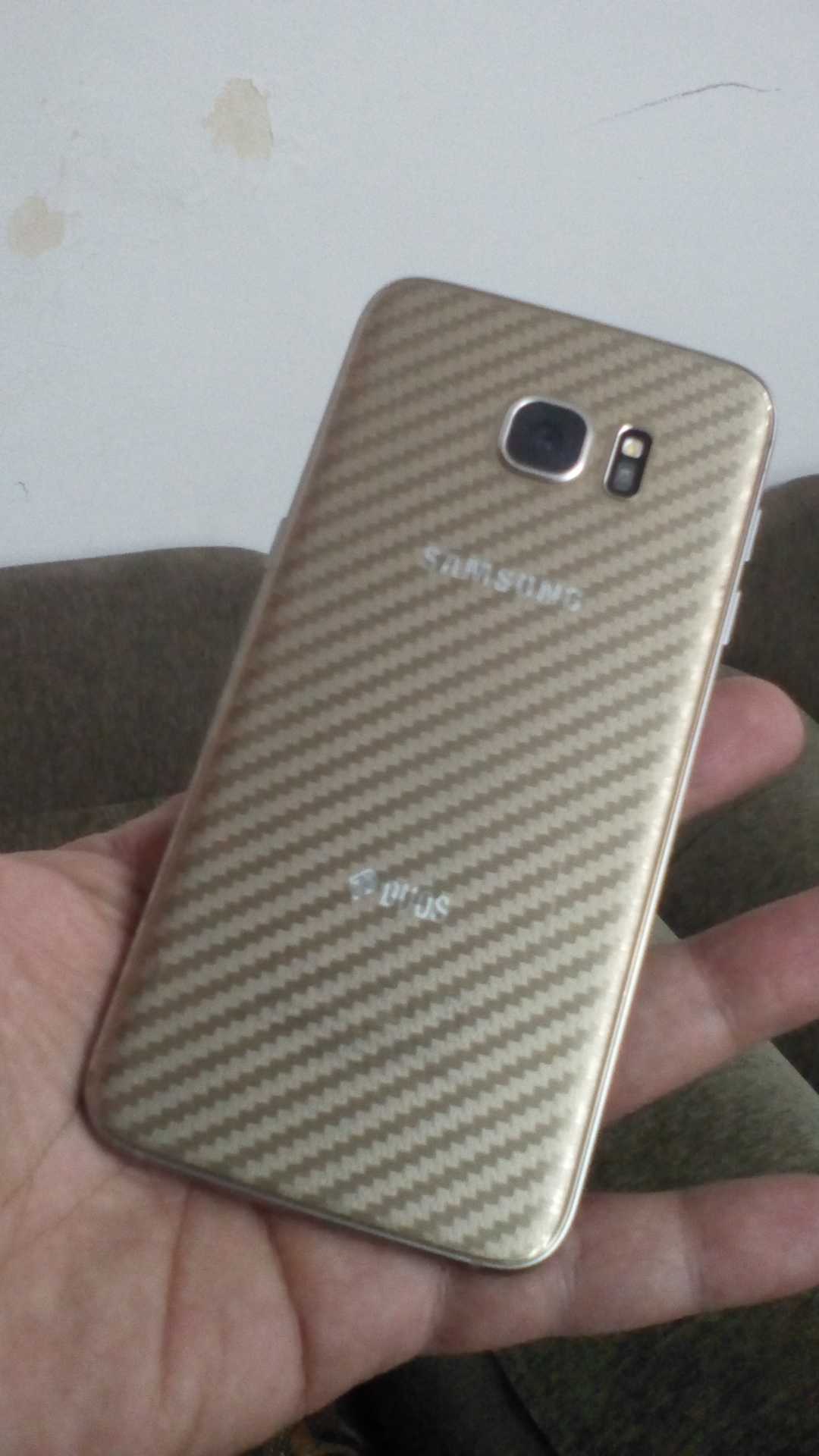 S7 Edge Gold للبيع السعر نهائي
لا تنسَ أنك شاهدت هذا الإعلان في عنكبوت
سامسونج S7 edge
بحال...