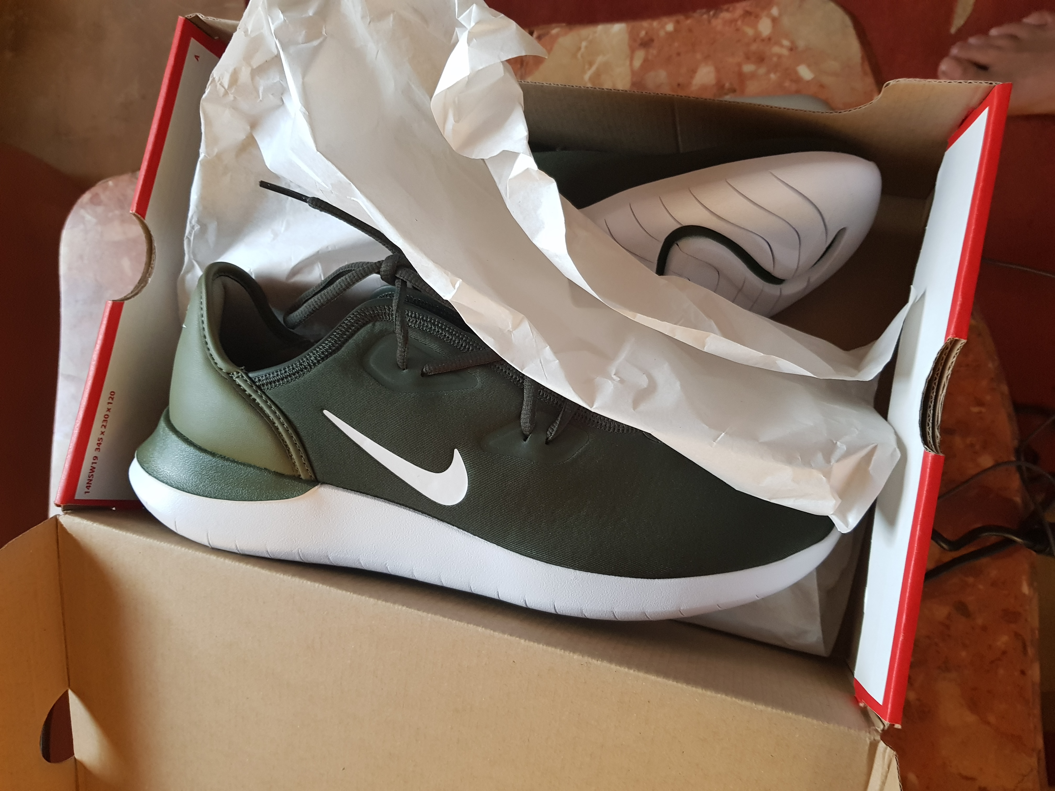 نايكي اصلي Nike shoes original
لا تنسَ أنك شاهدت هذا الإعلان في عنكبوت
للبيع حذاء نايكي اصلي...