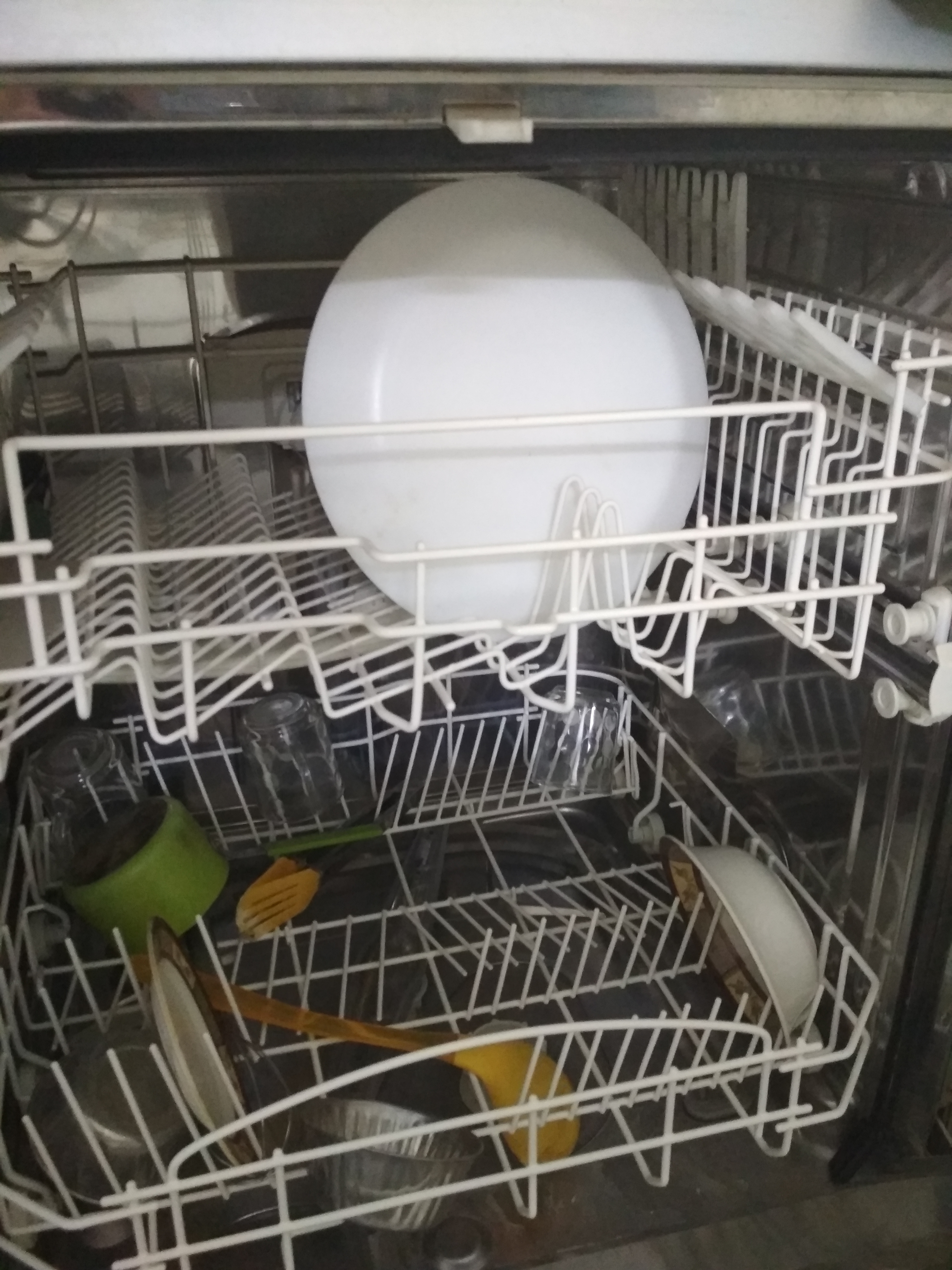 غسالة أطباق للبيع Frigidaire dishwasher
لا تنسَ أنك شاهدت هذا الإعلان في عنكبوت
للبيع غسالة أ...