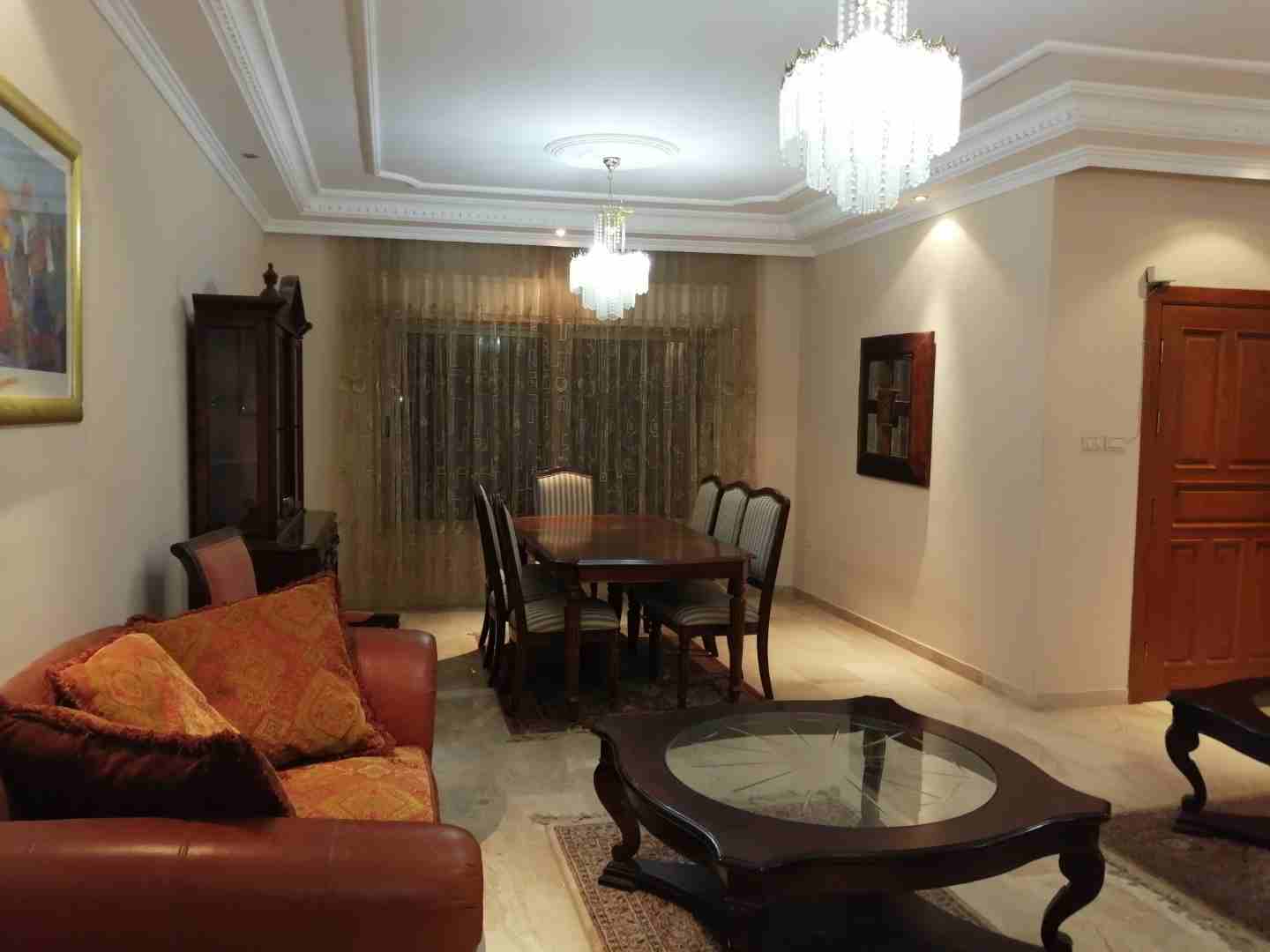شقة مفروشة 4 نوم طابق ارضي للإيجار في دير غبار
لا تنسَ أنك شاهدت هذا الإعلان في عنكبوت
شقة مفروشه...