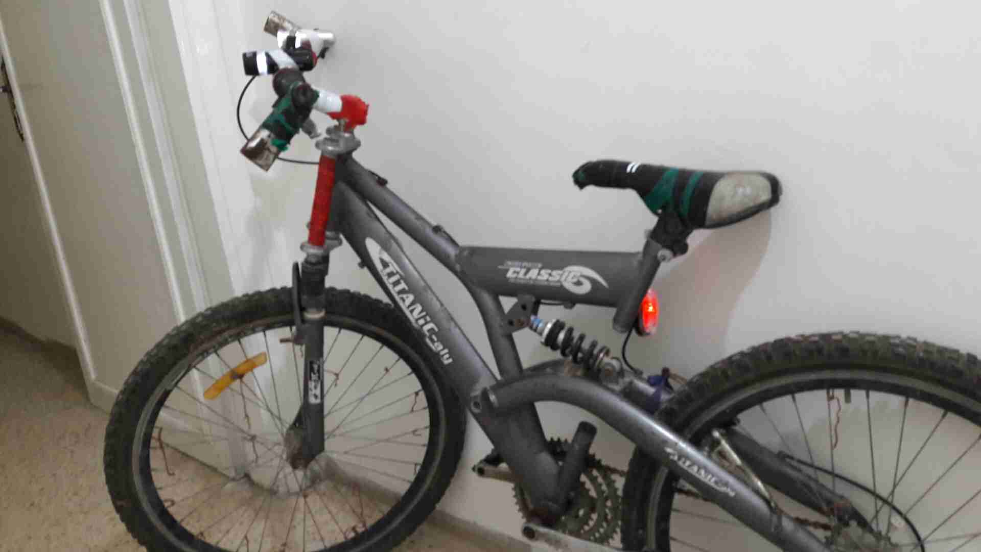 باسكاليت SUPER CLASSIC SPORTS BICYCLE
لا تنسَ أنك شاهدت هذا الإعلان في عنكبوت
بحالت الوكالة ف...